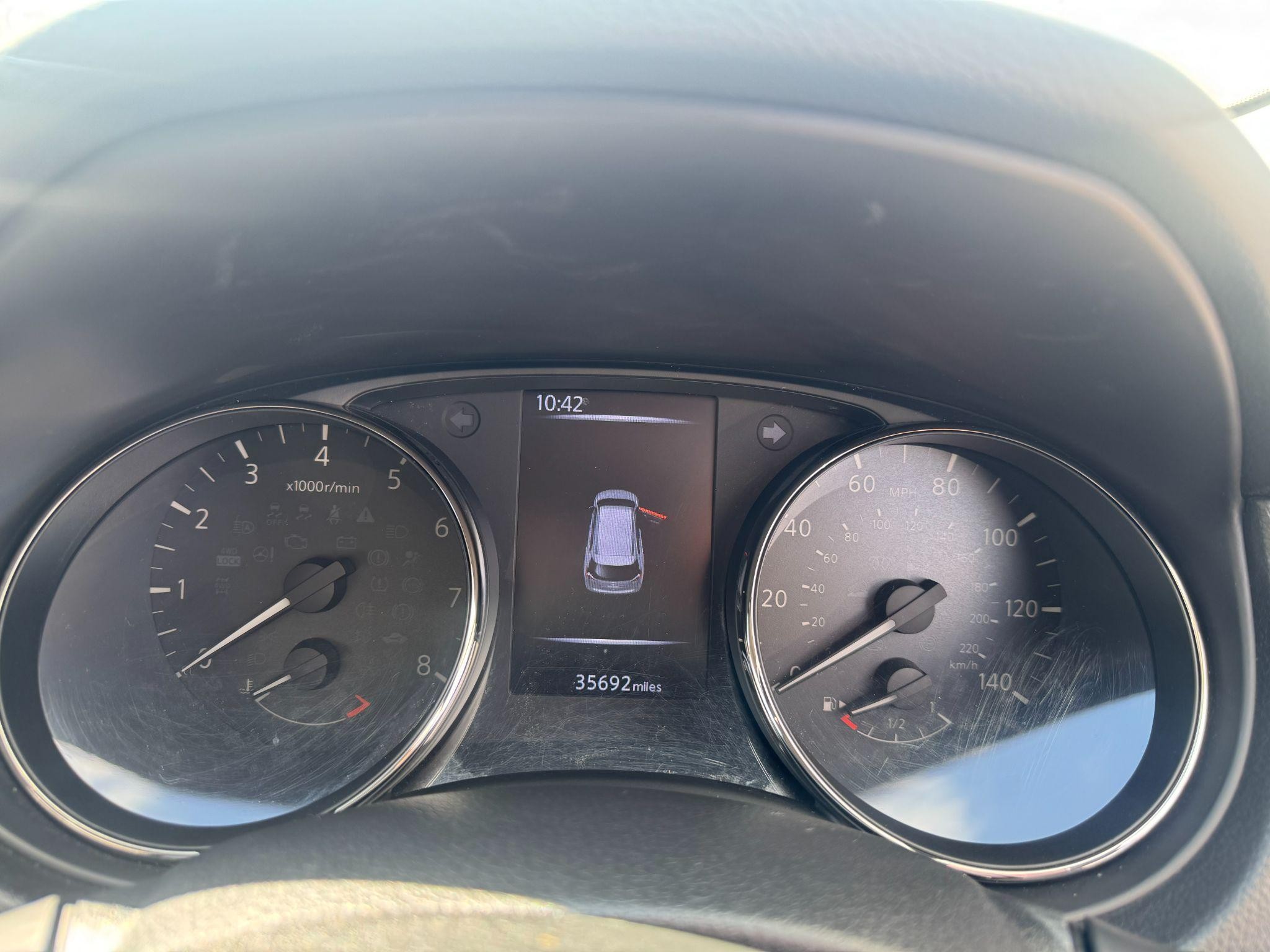Nissan X-Trail Image 12