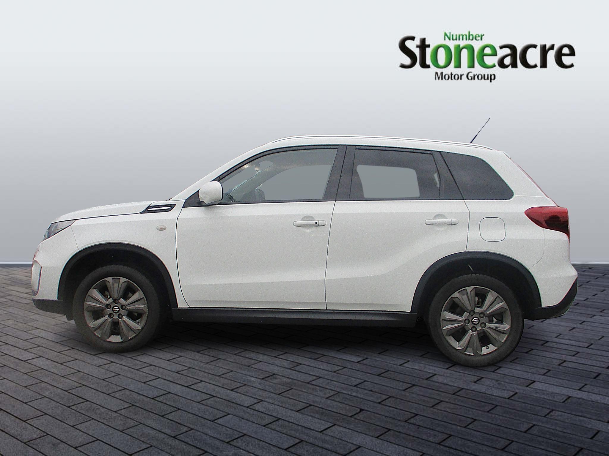 Suzuki Vitara Image 8