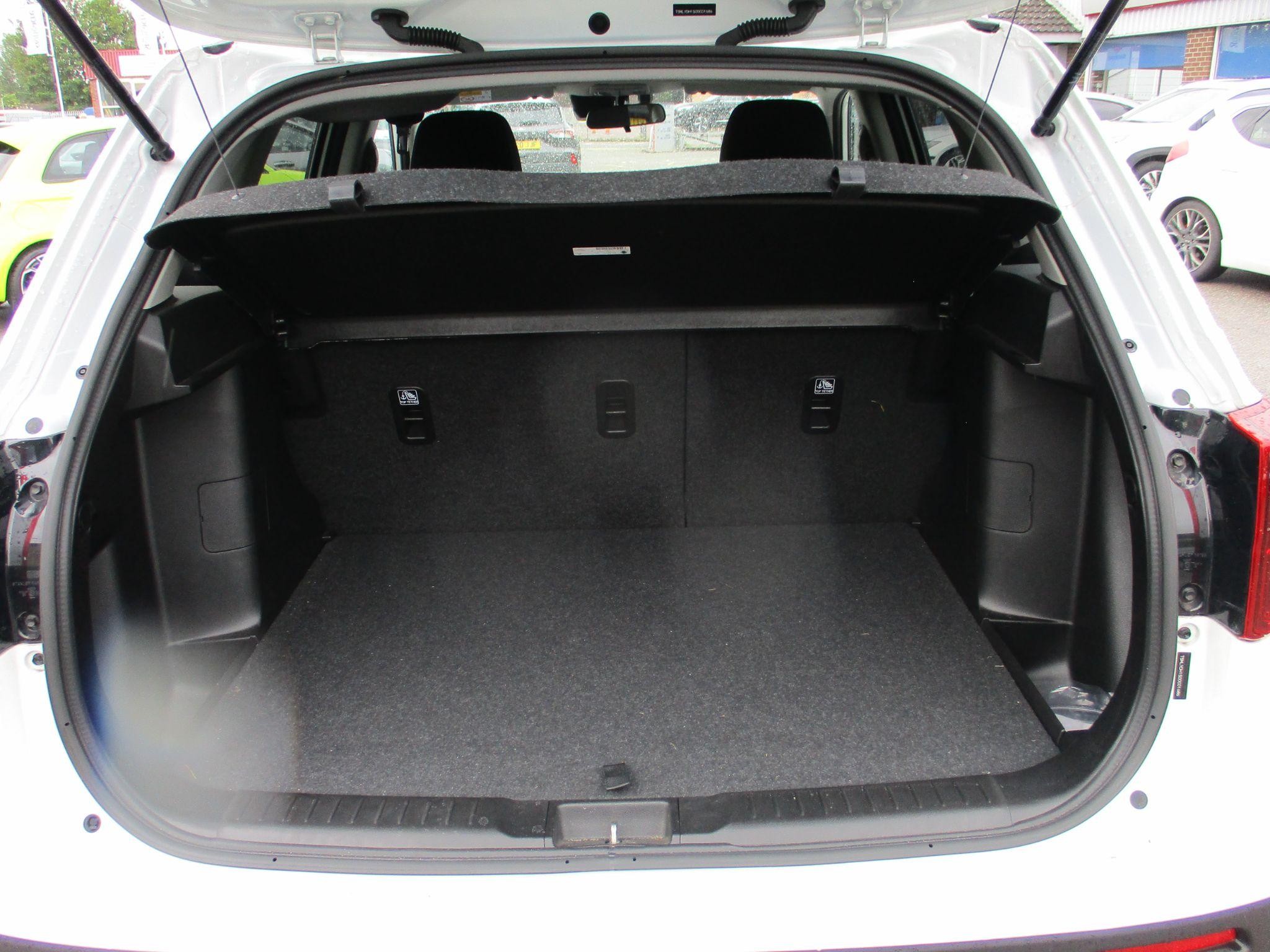 Suzuki Vitara Image 10