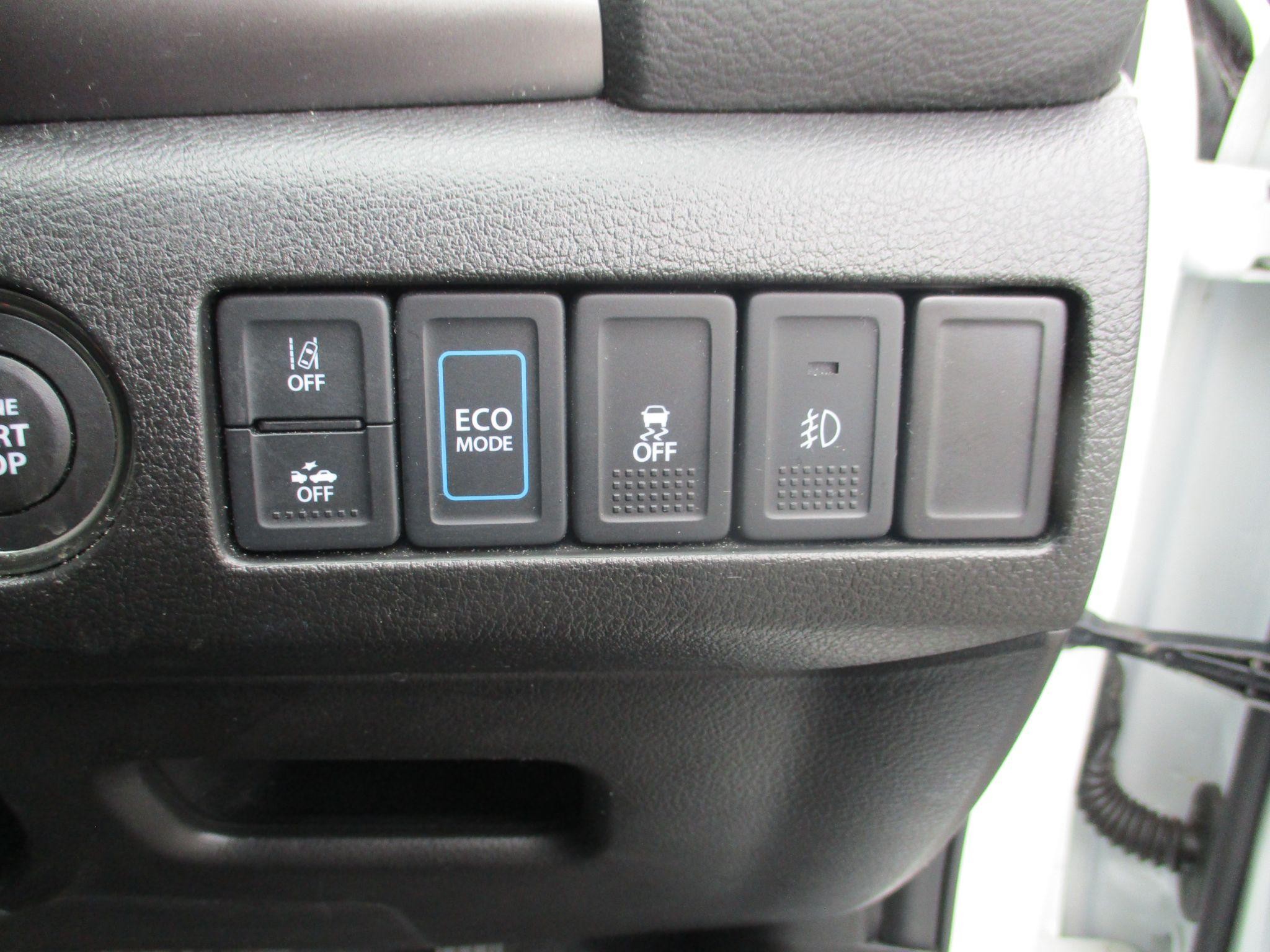 Suzuki Vitara Image 17