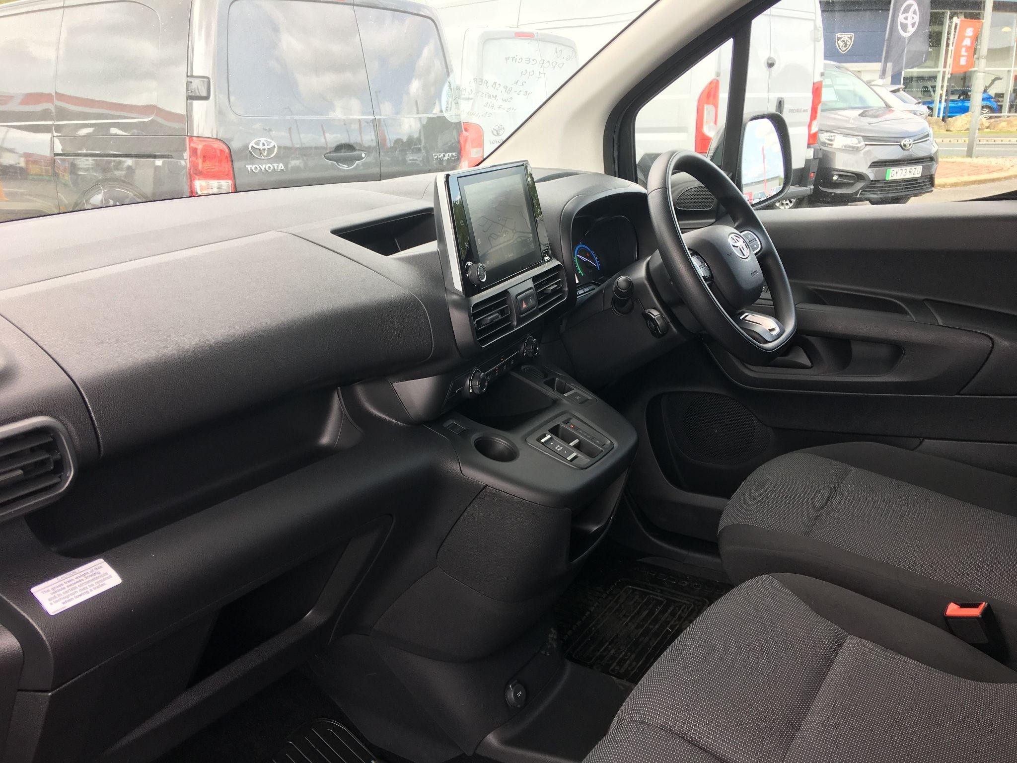 Toyota Proace City Image 14