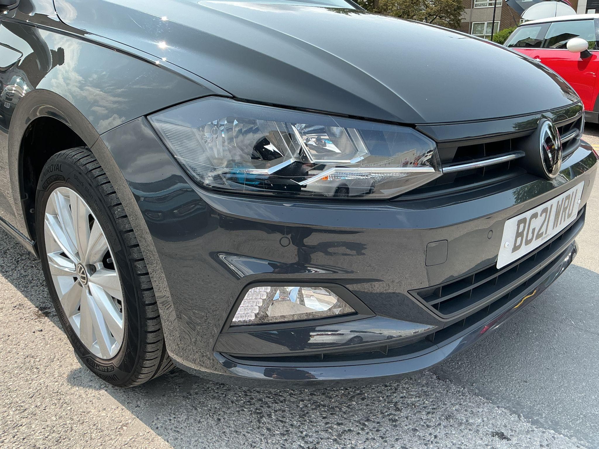Volkswagen Polo Image 9