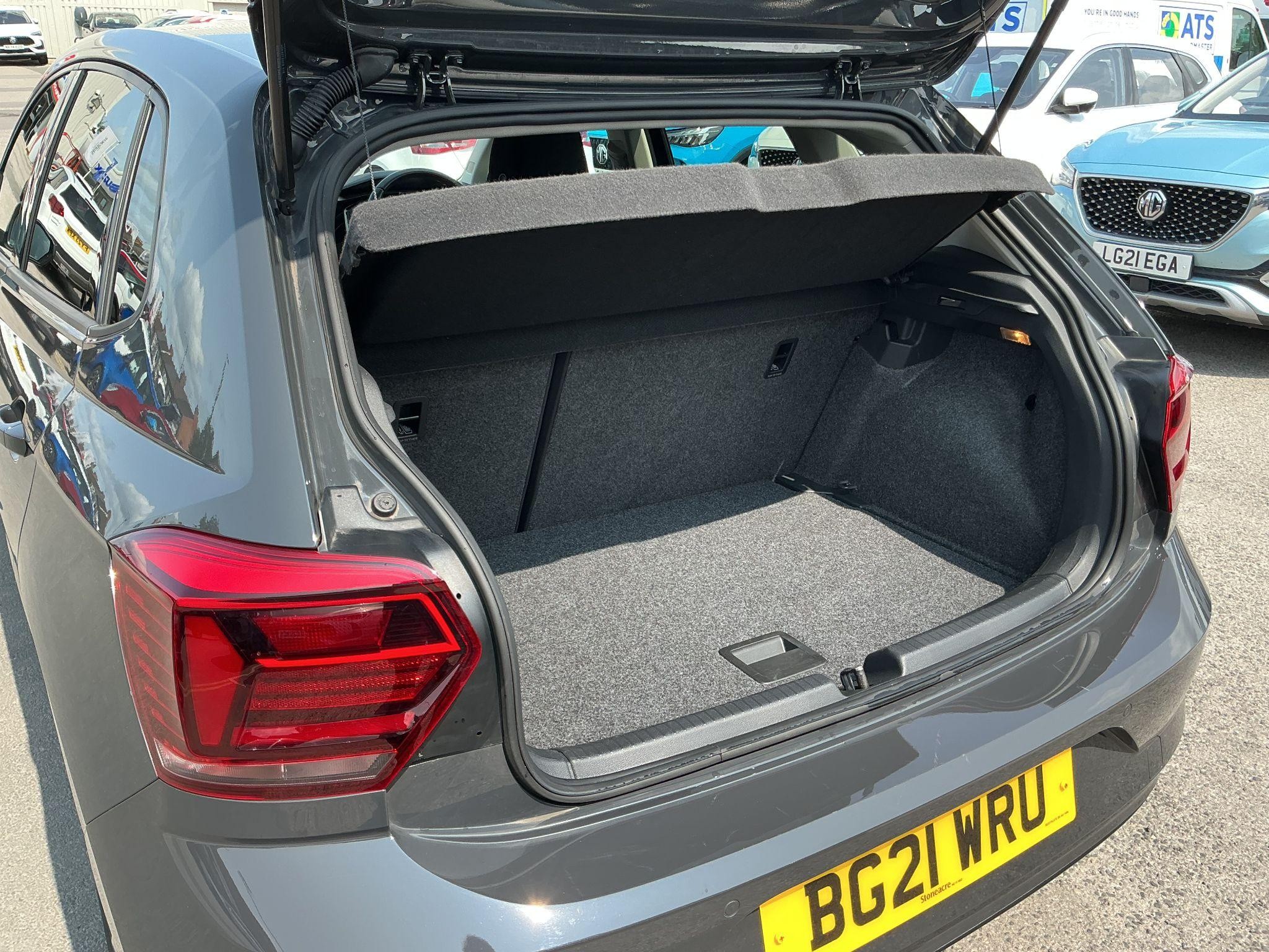 Volkswagen Polo Image 15