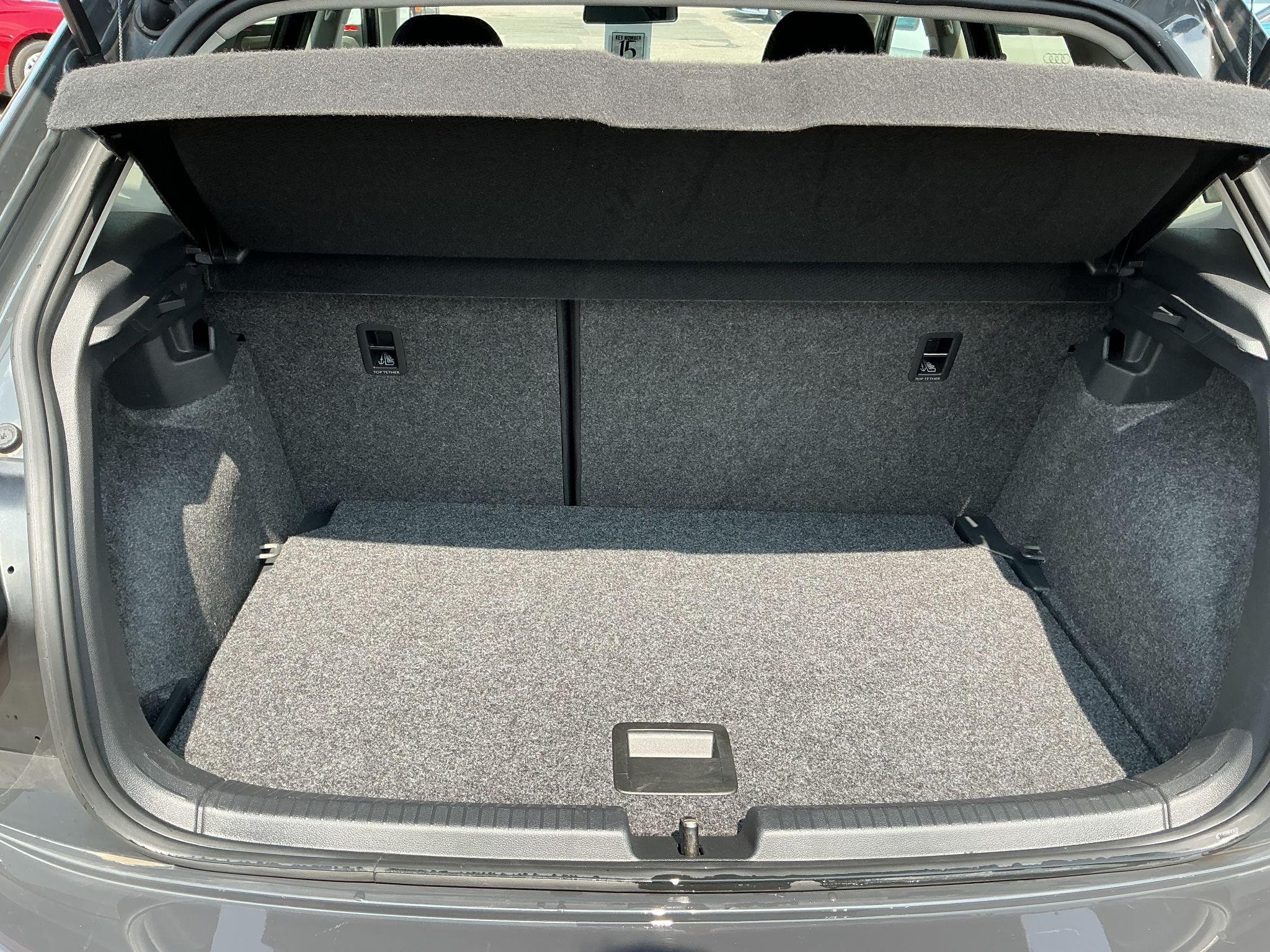 Volkswagen Polo Image 16