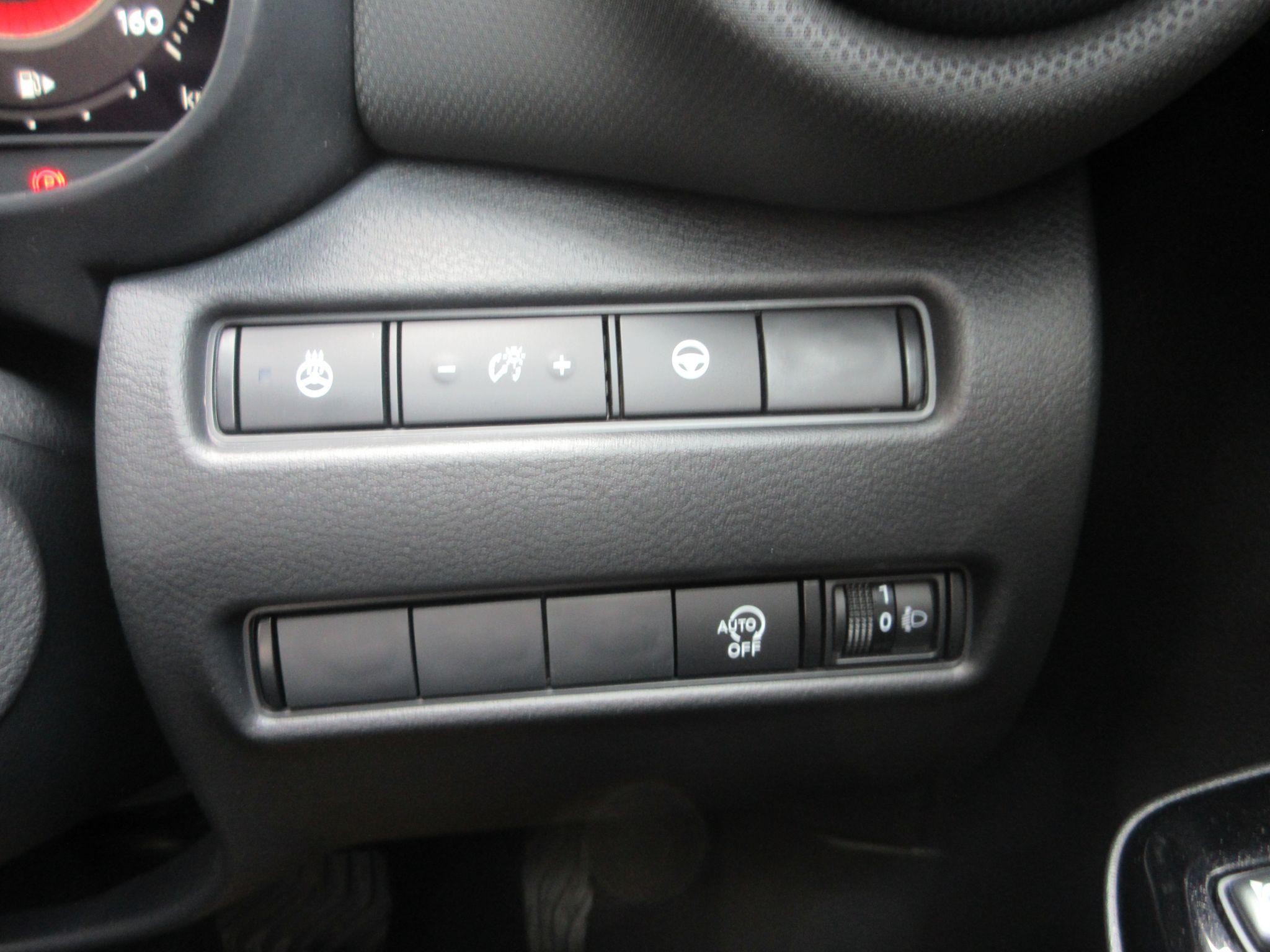 Nissan Juke Image 25