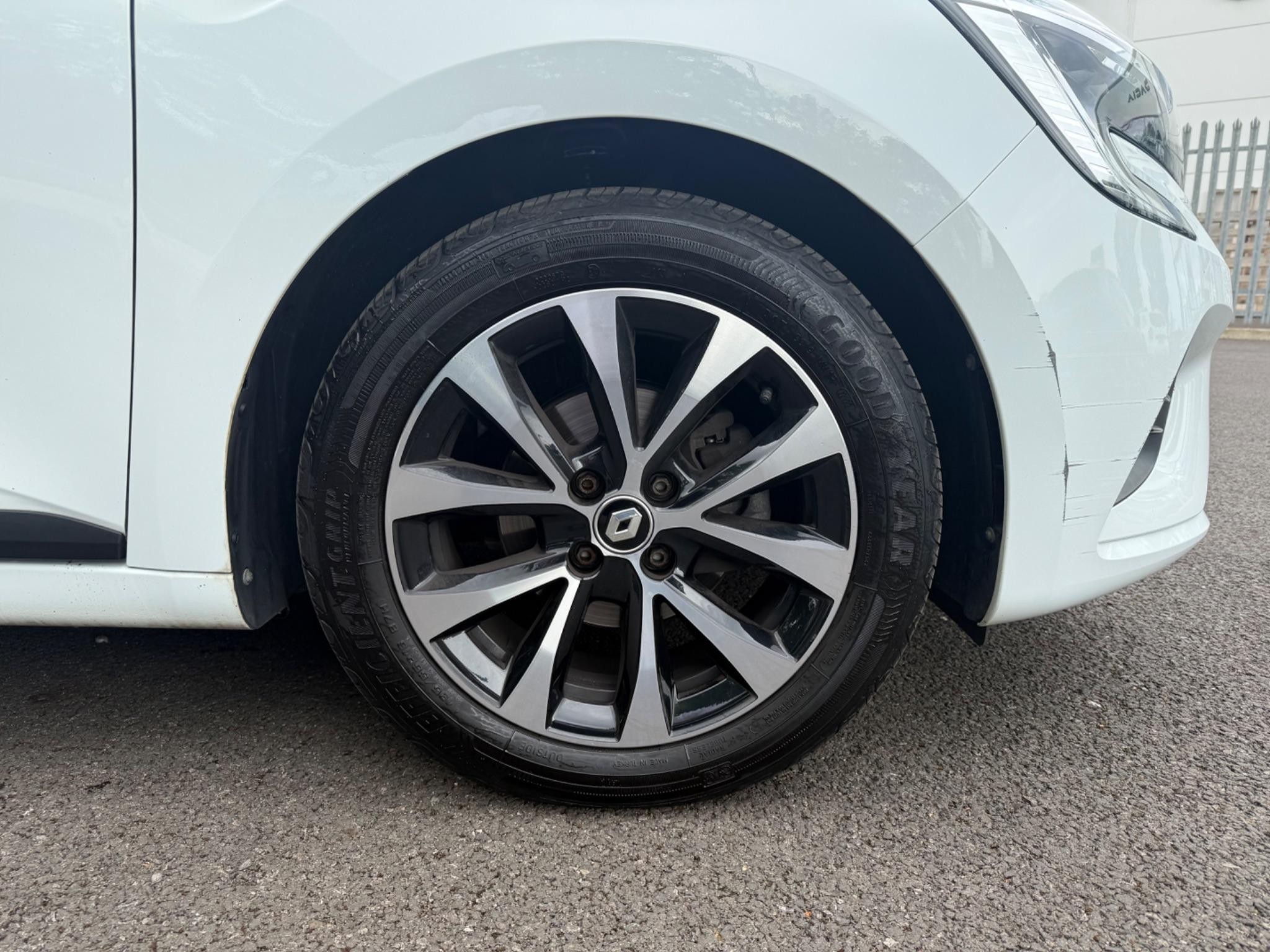 Renault Clio Image 11