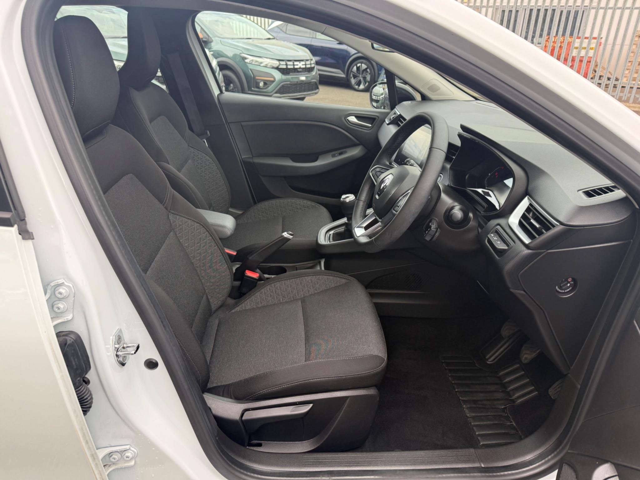 Renault Clio Image 12
