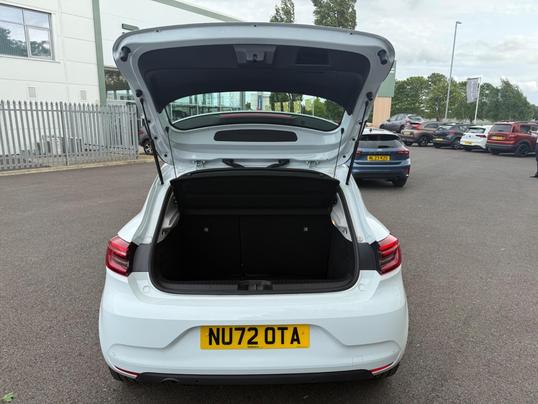 Renault Clio Image 19