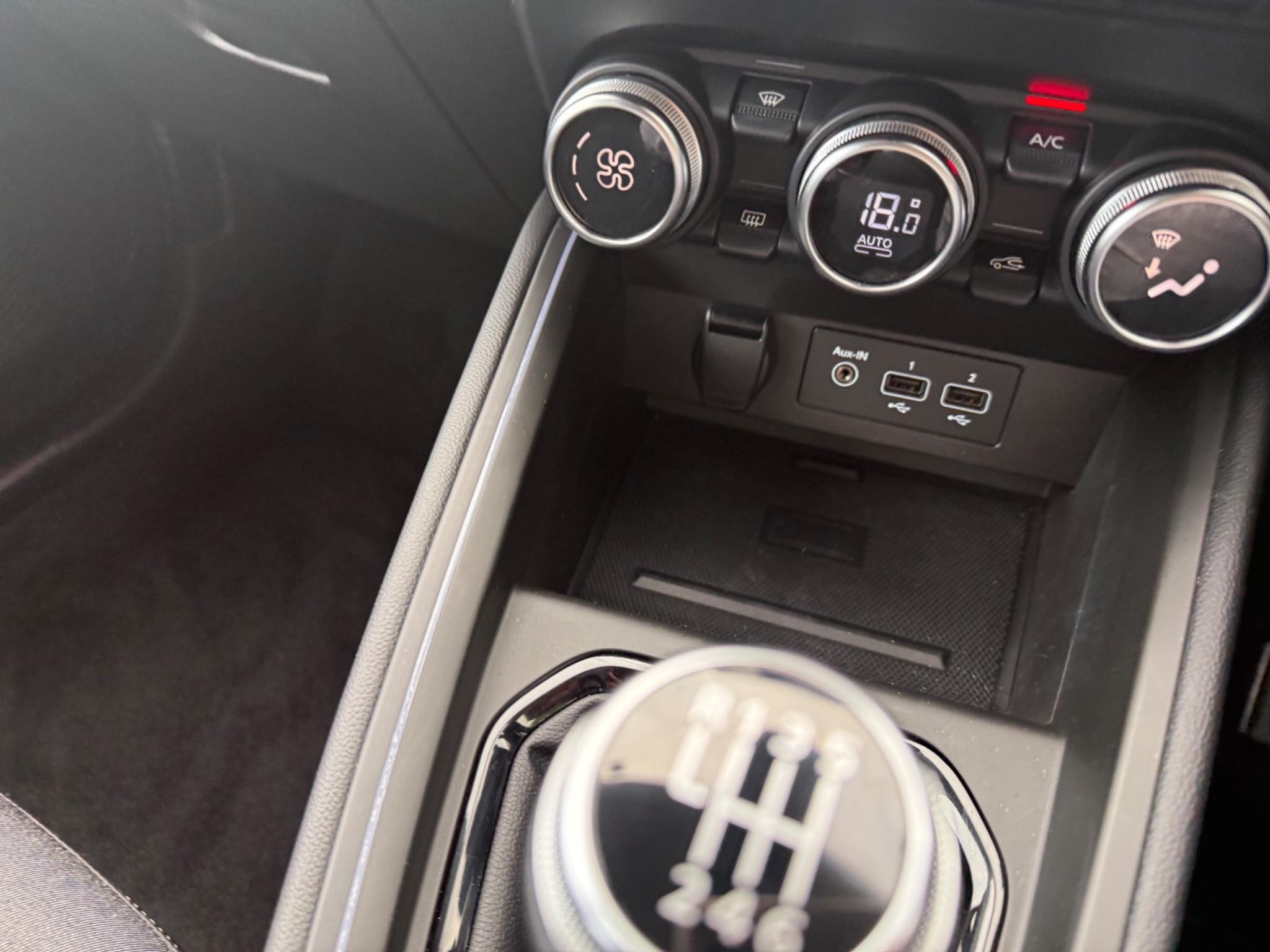 Renault Clio Image 29