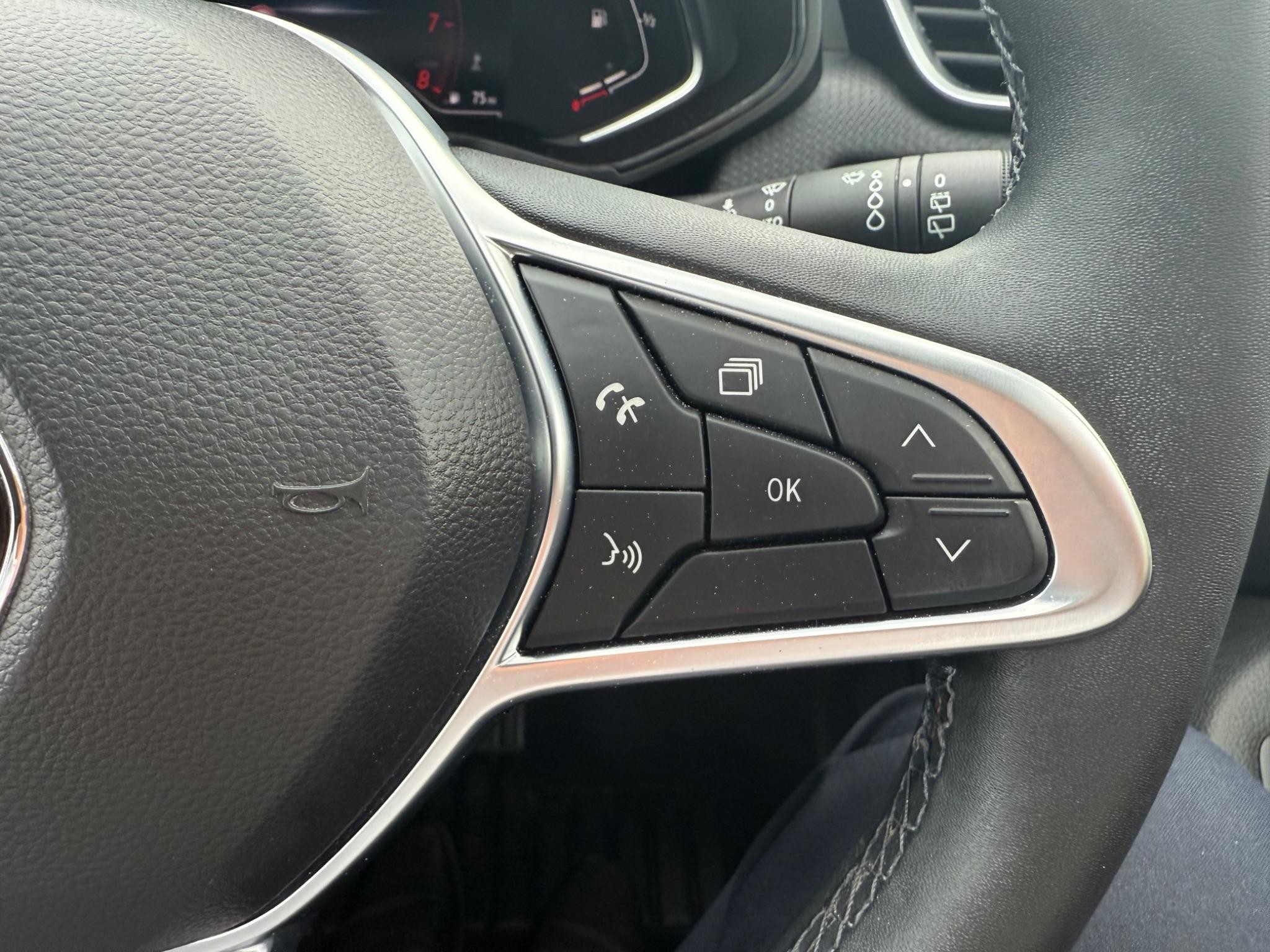 Renault Clio Image 35