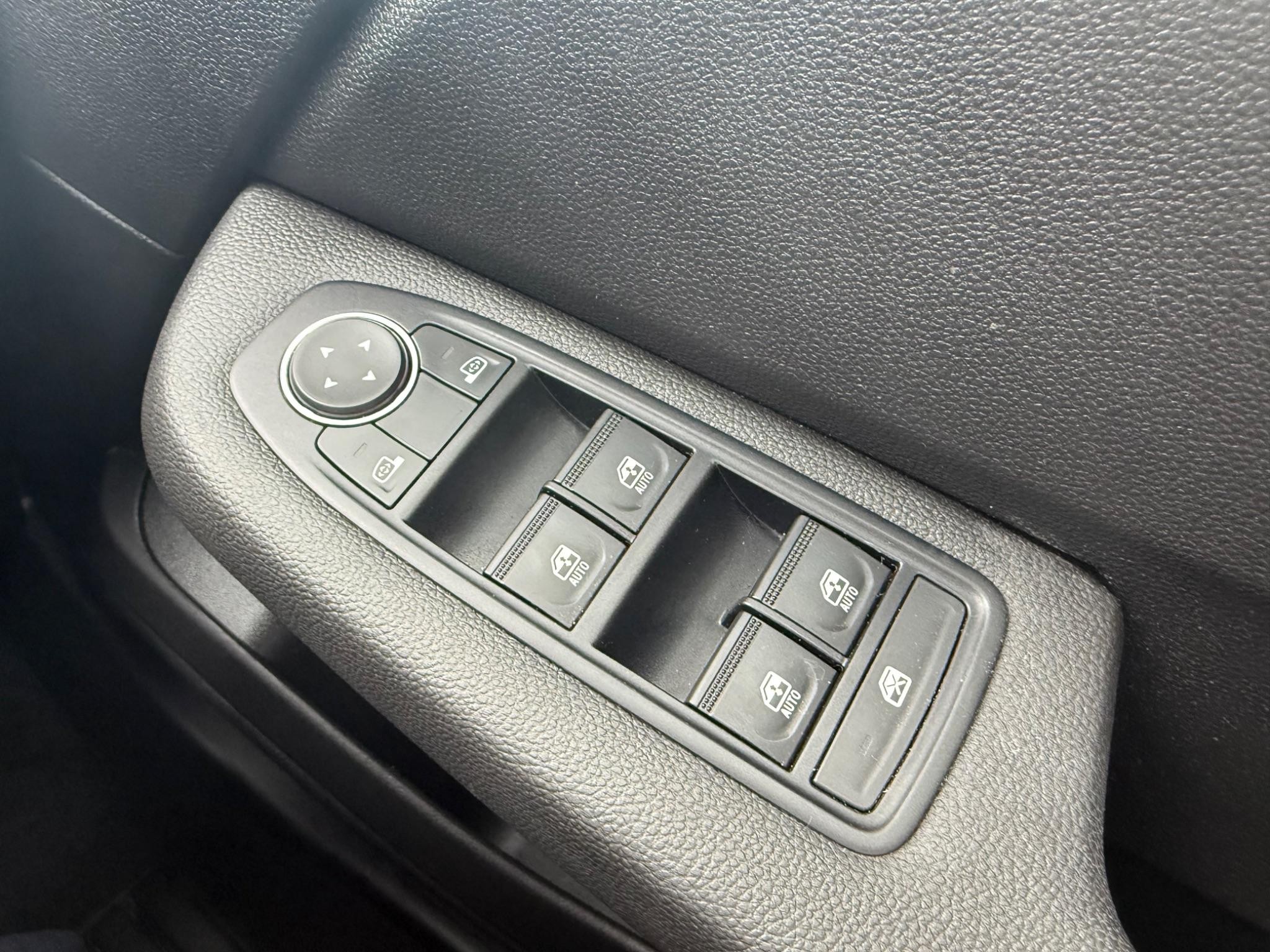 Renault Clio Image 36