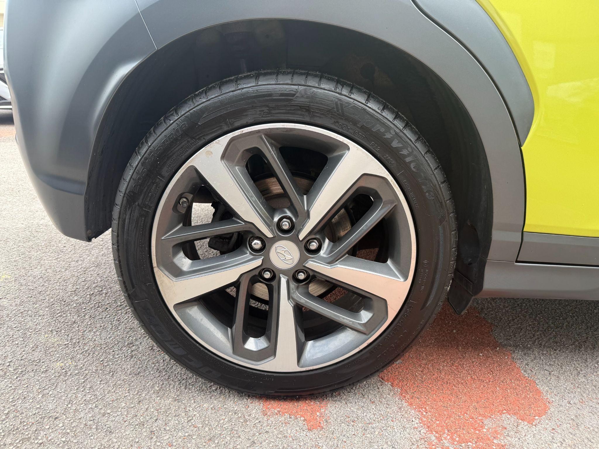 Hyundai KONA Image 9