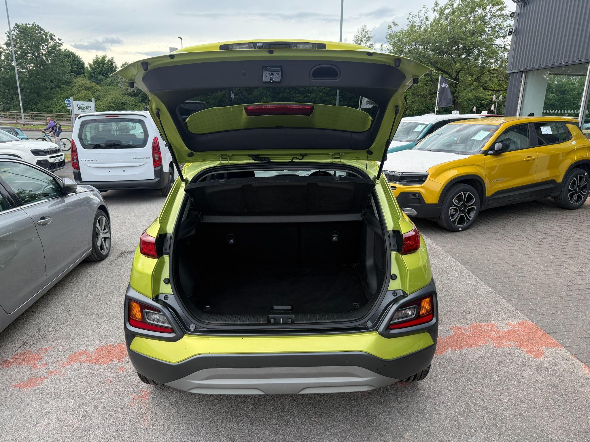 Hyundai KONA Image 10