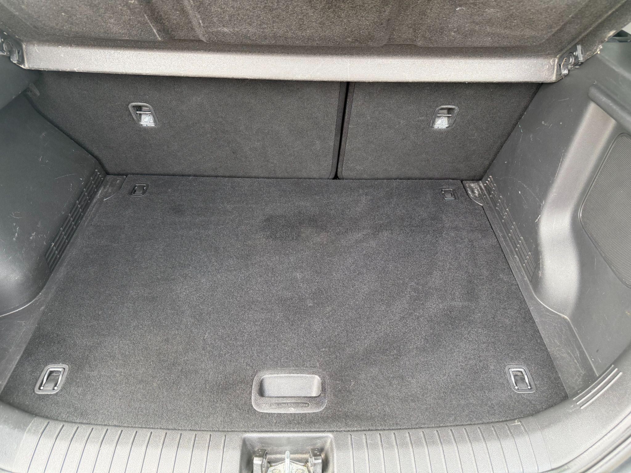 Hyundai KONA Image 11
