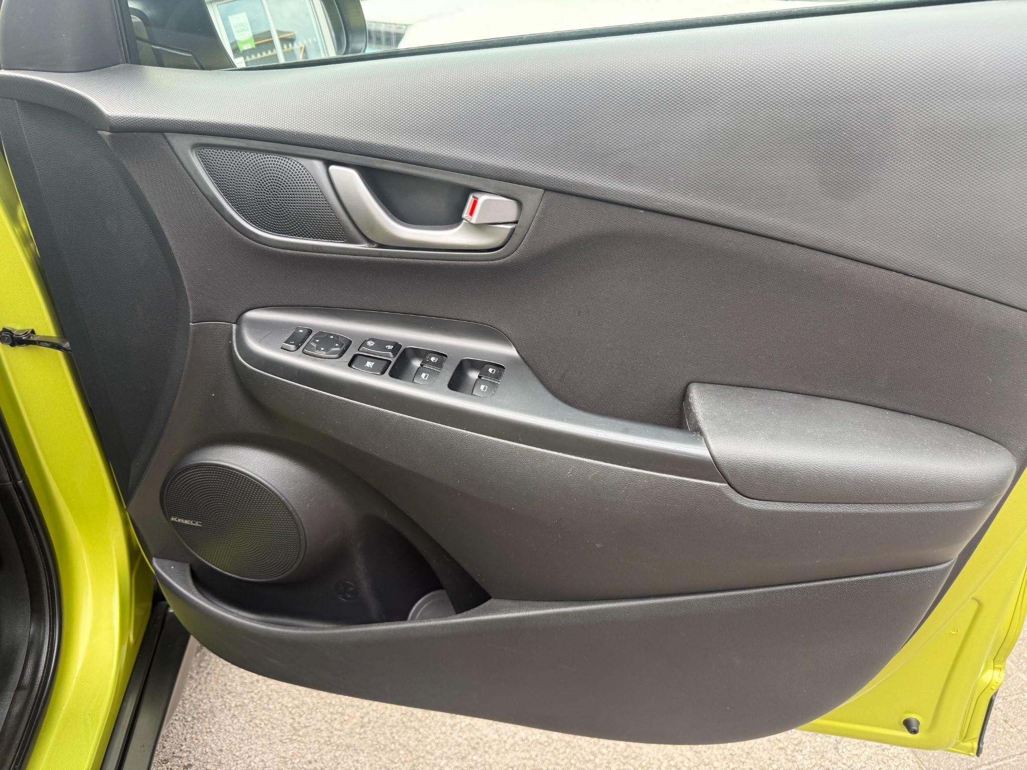 Hyundai KONA Image 18