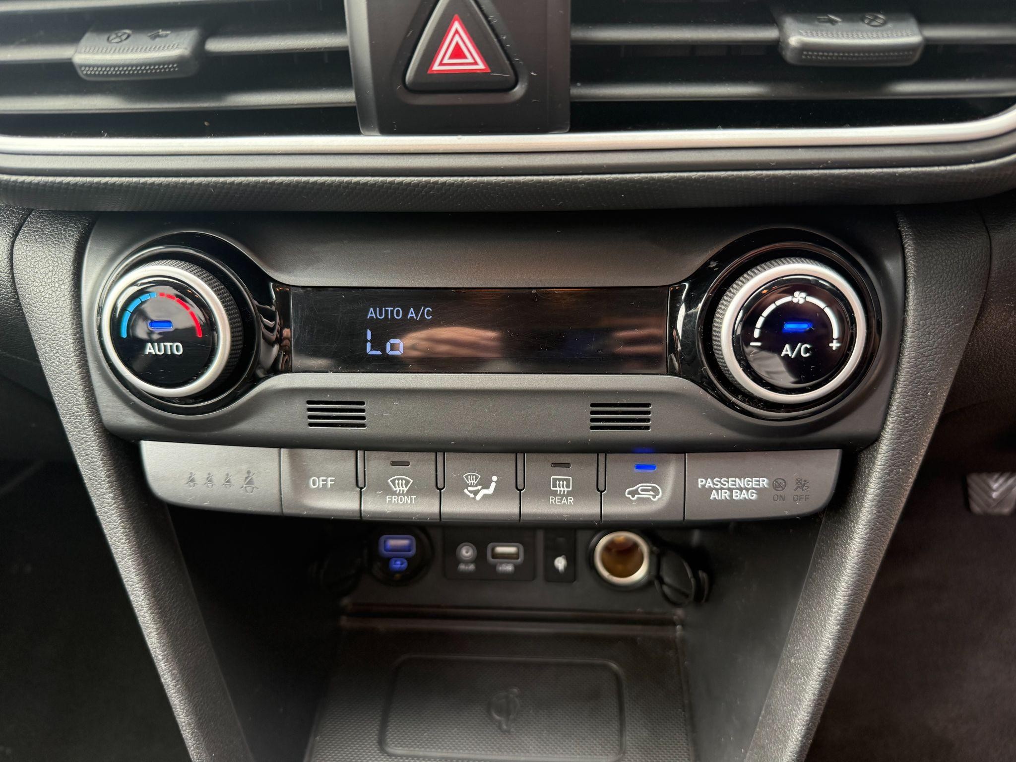 Hyundai KONA Image 21