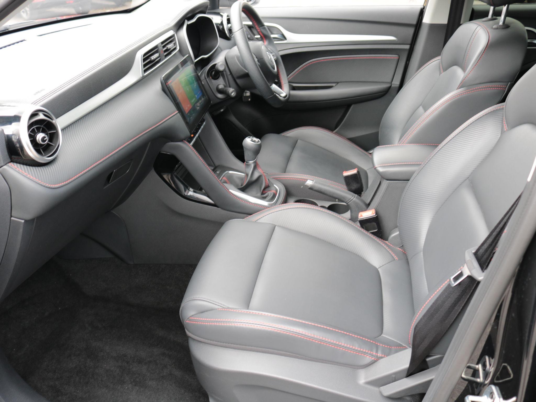MG ZS Image 12