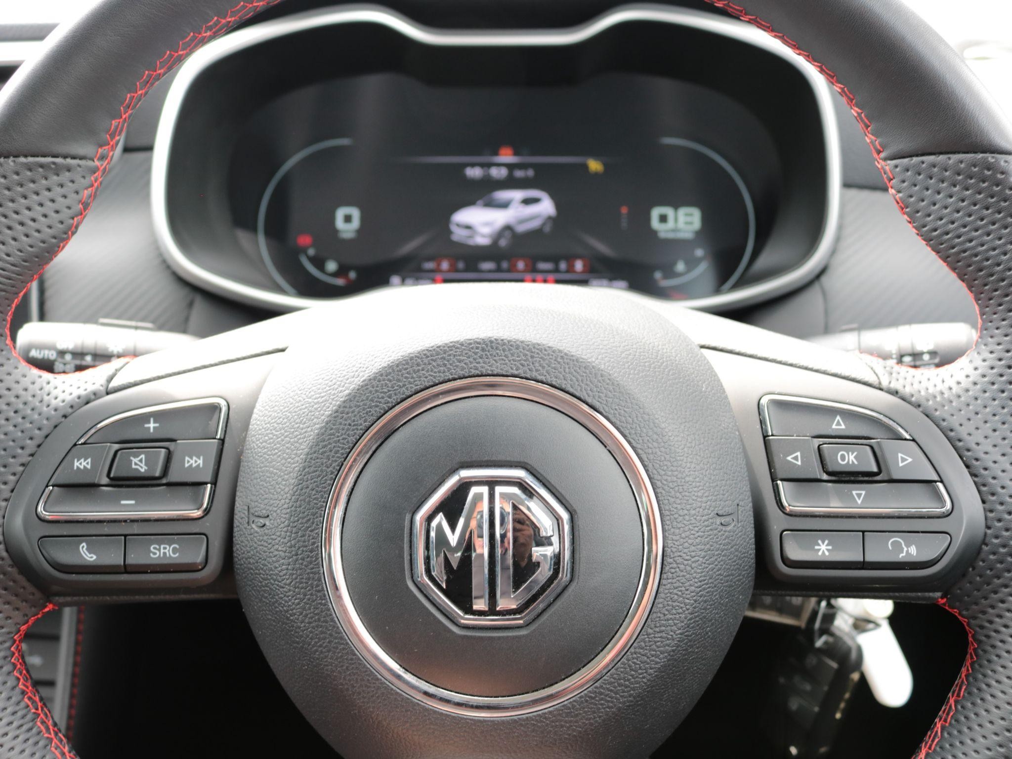 MG ZS Image 14