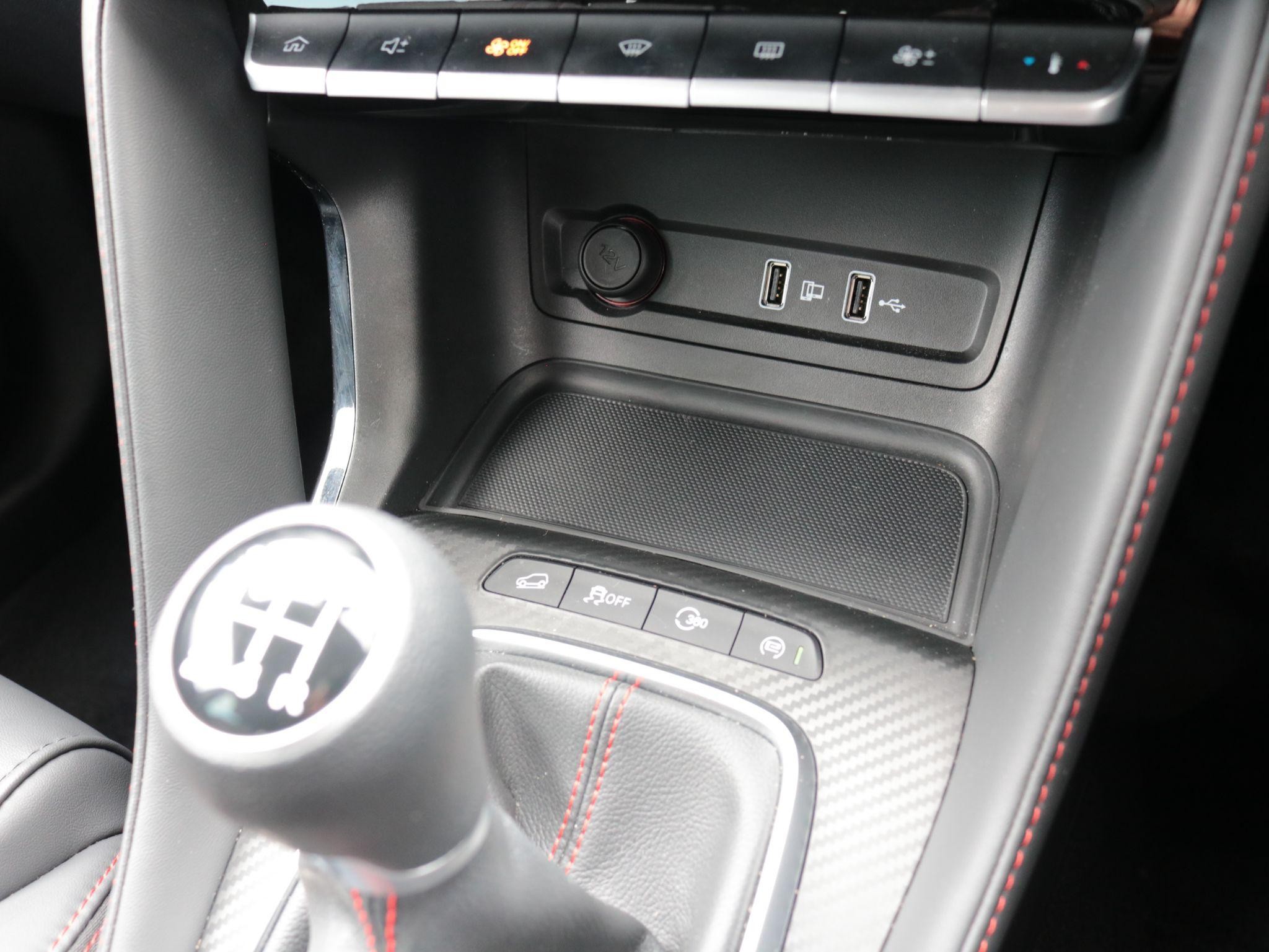 MG ZS Image 18
