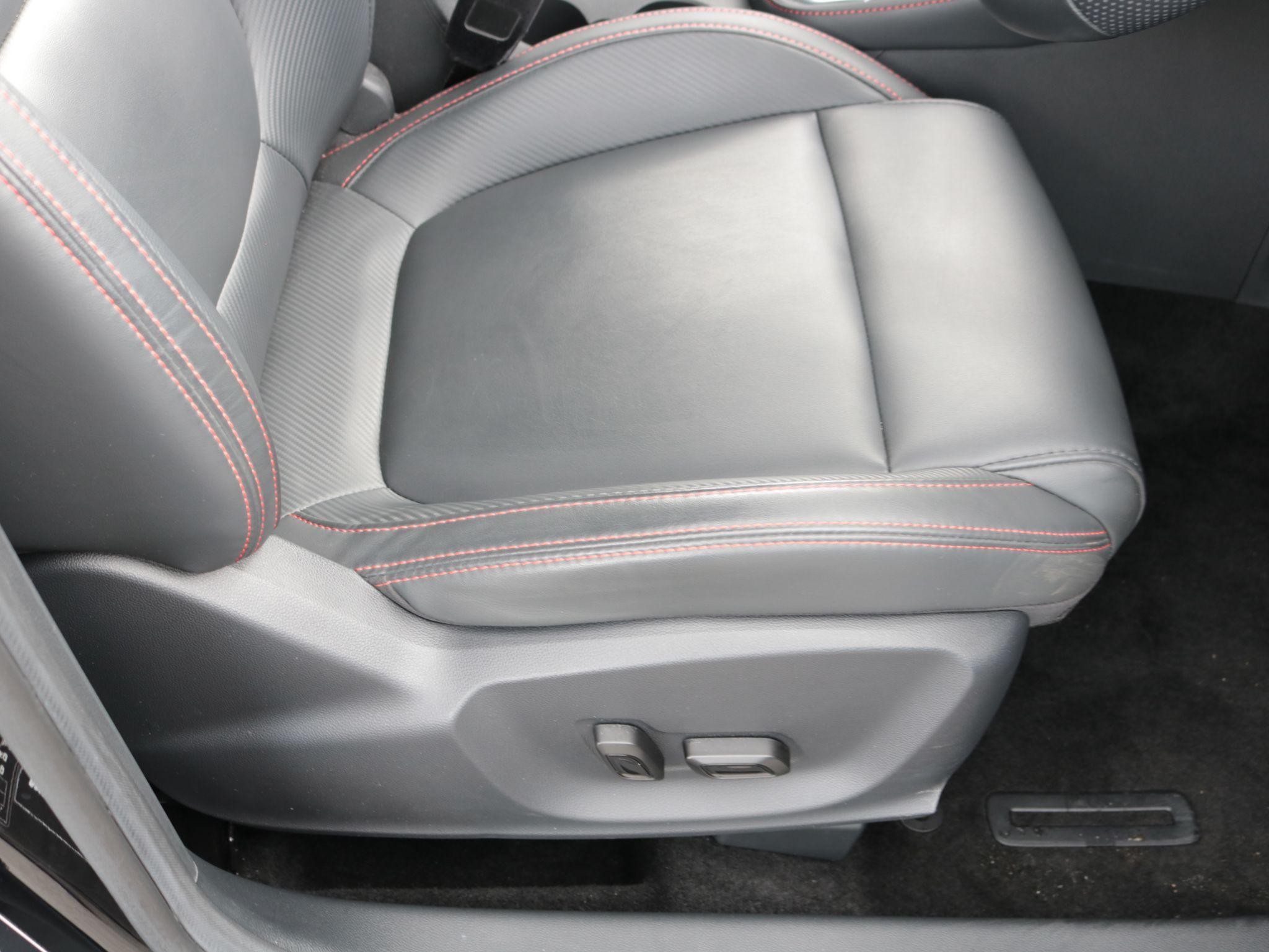 MG ZS Image 24