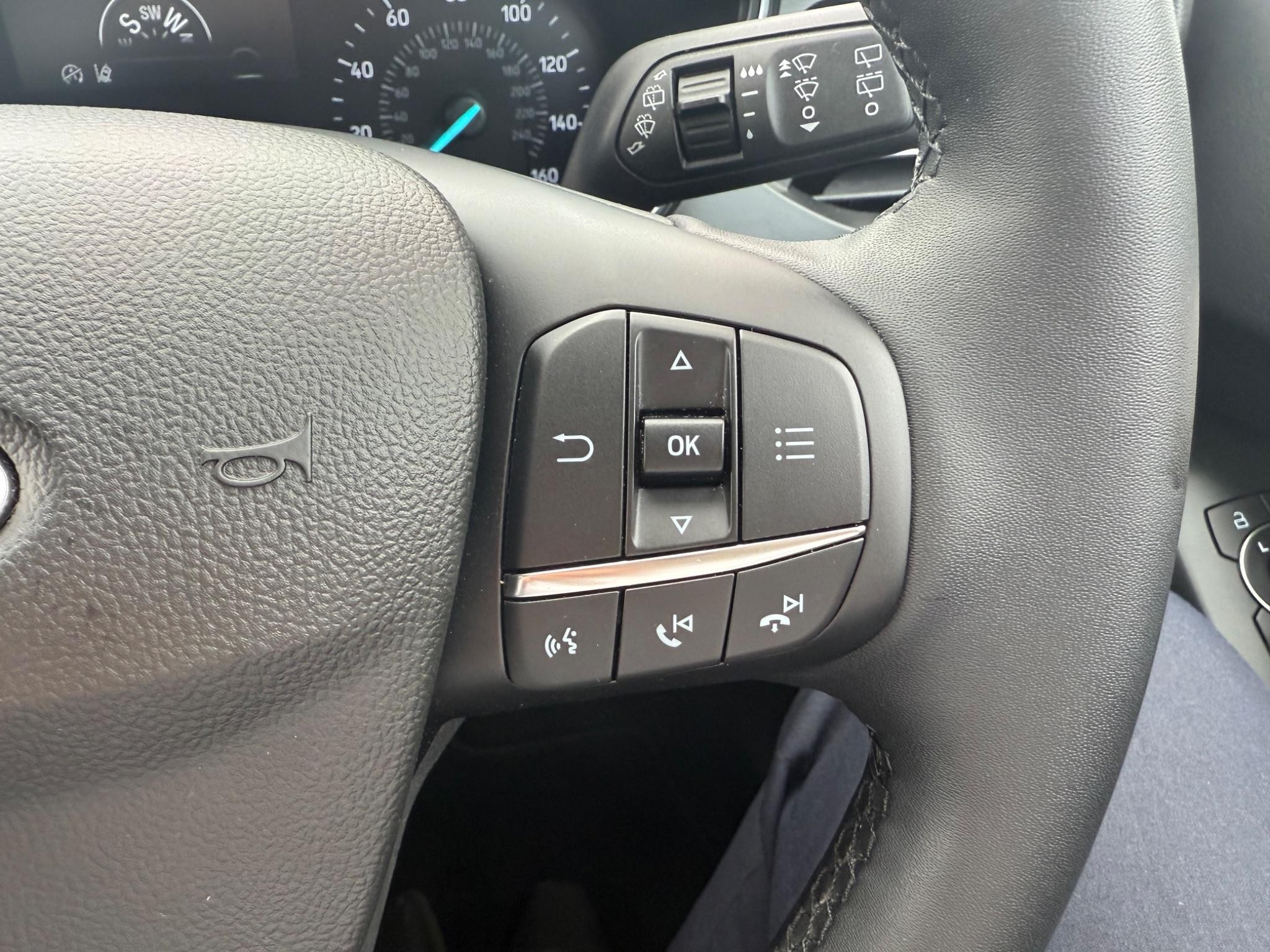 Ford Focus Image 33