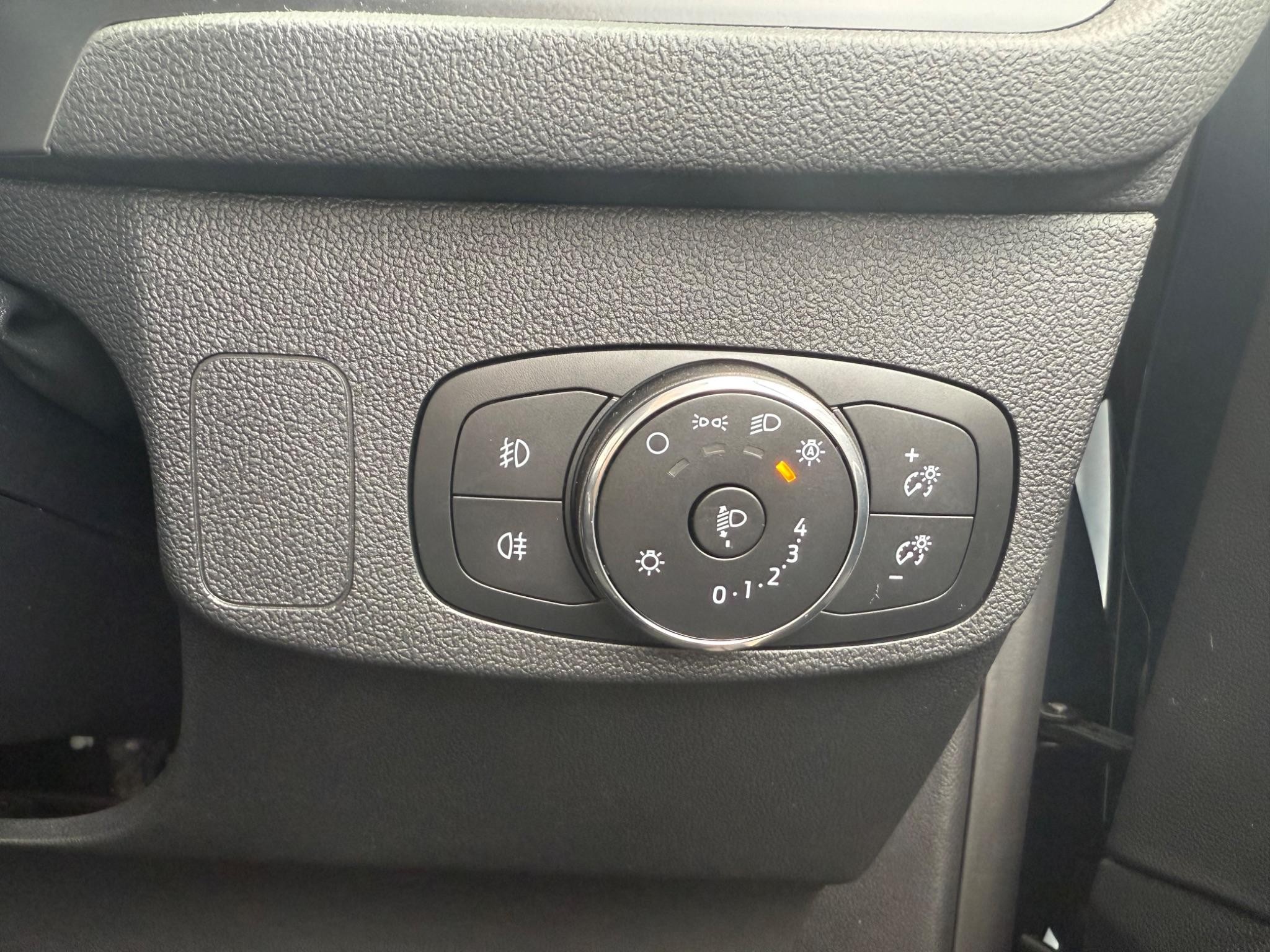 Ford Focus Image 36