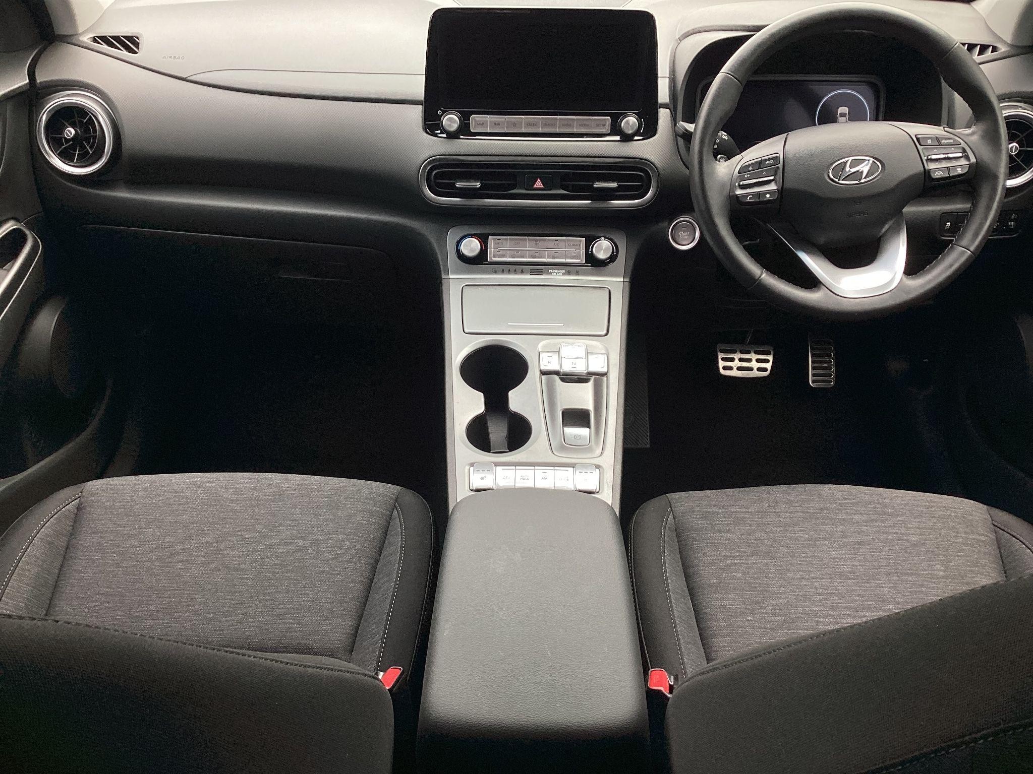 Hyundai KONA Image 12