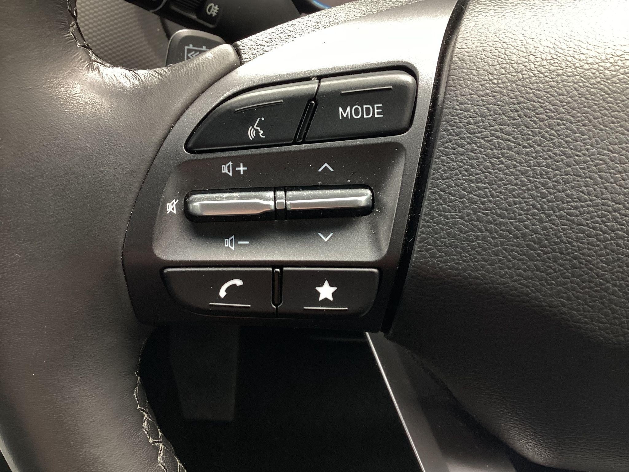Hyundai KONA Image 15
