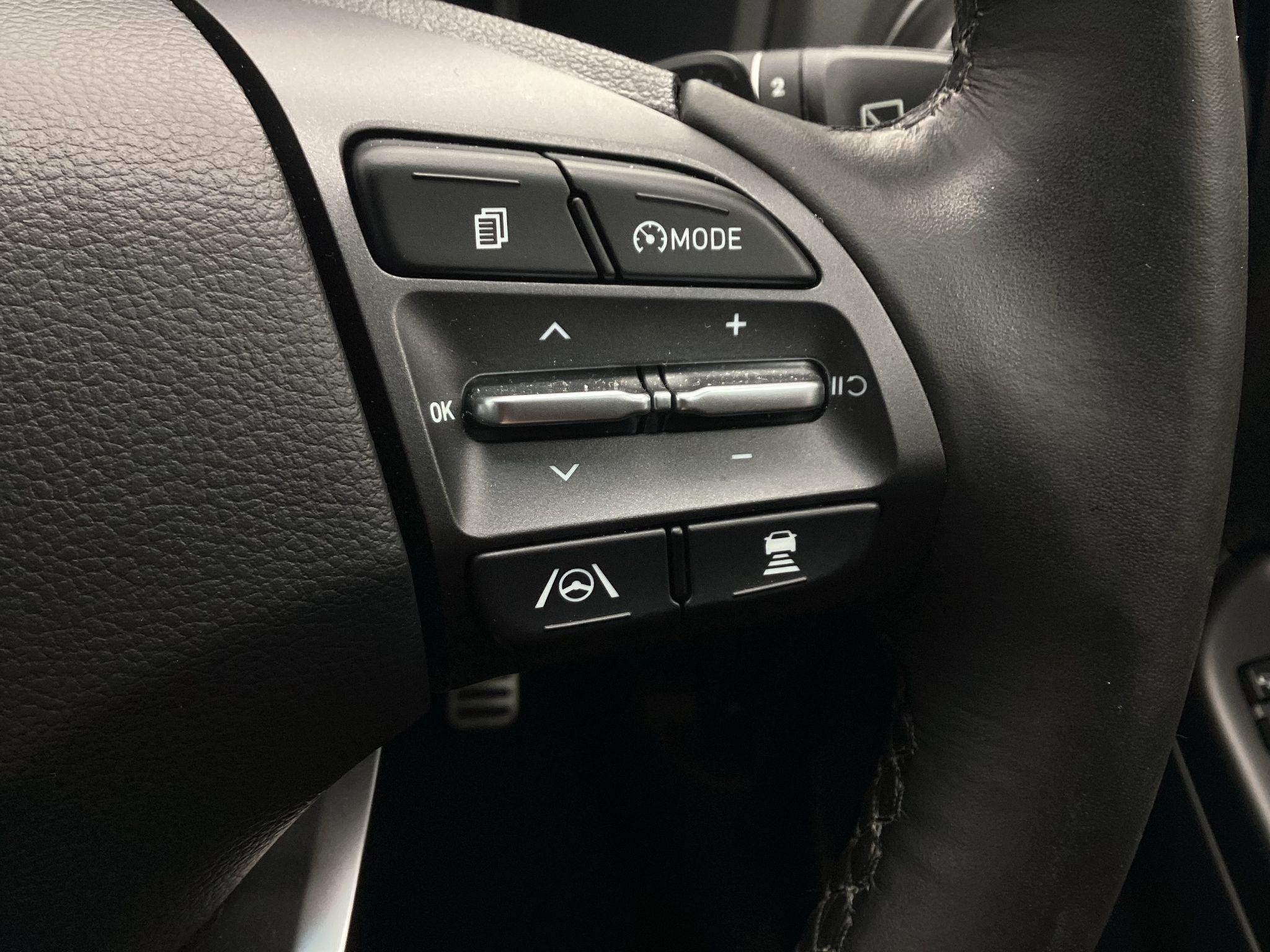 Hyundai KONA Image 16