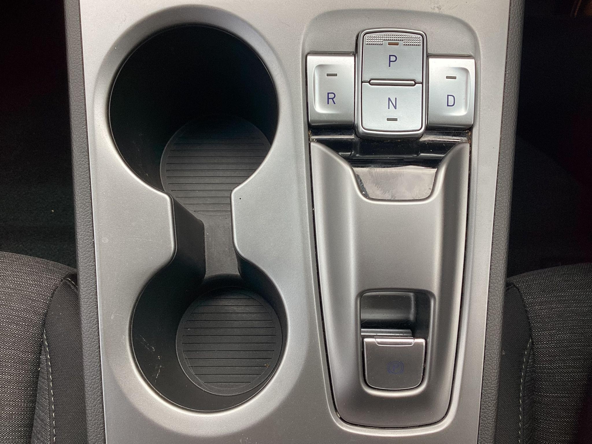 Hyundai KONA Image 31