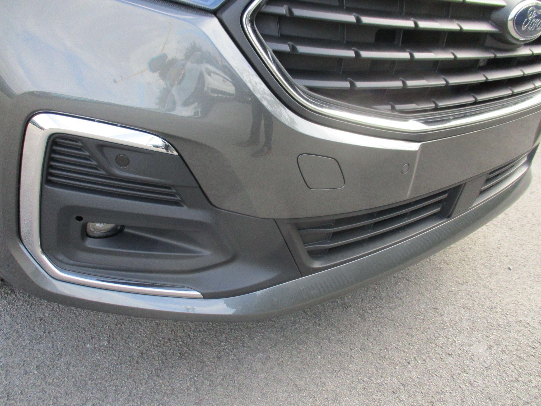 Ford Transit Connect Image 9