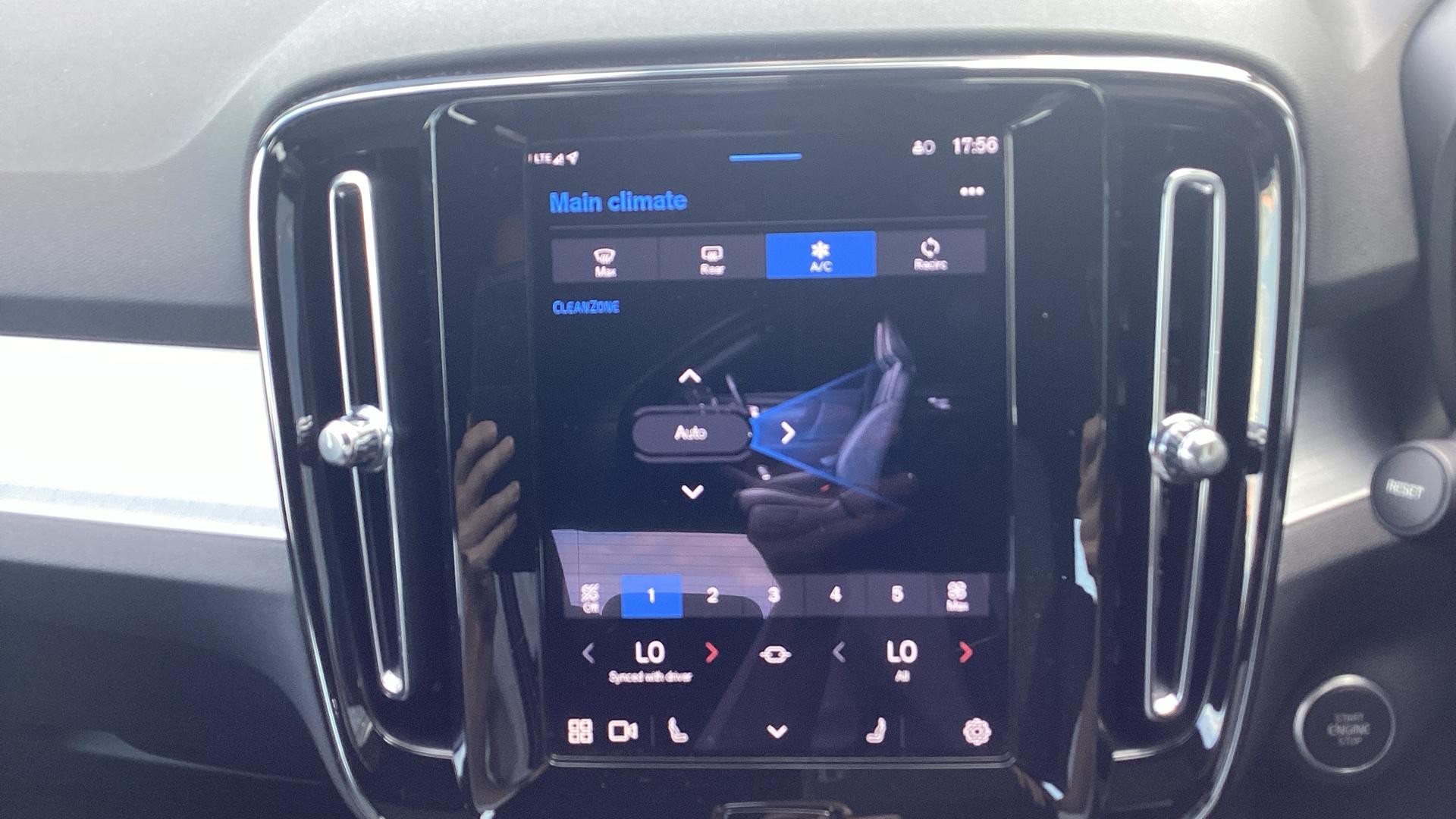 Volvo XC40 Image 34