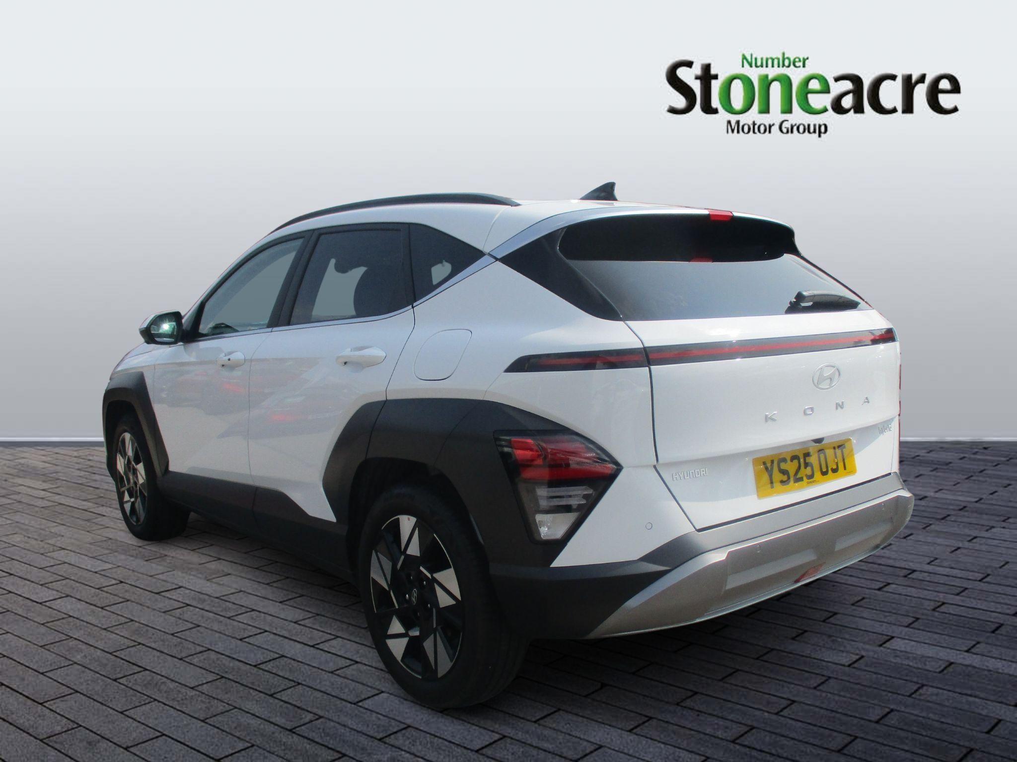 Hyundai KONA Image 6