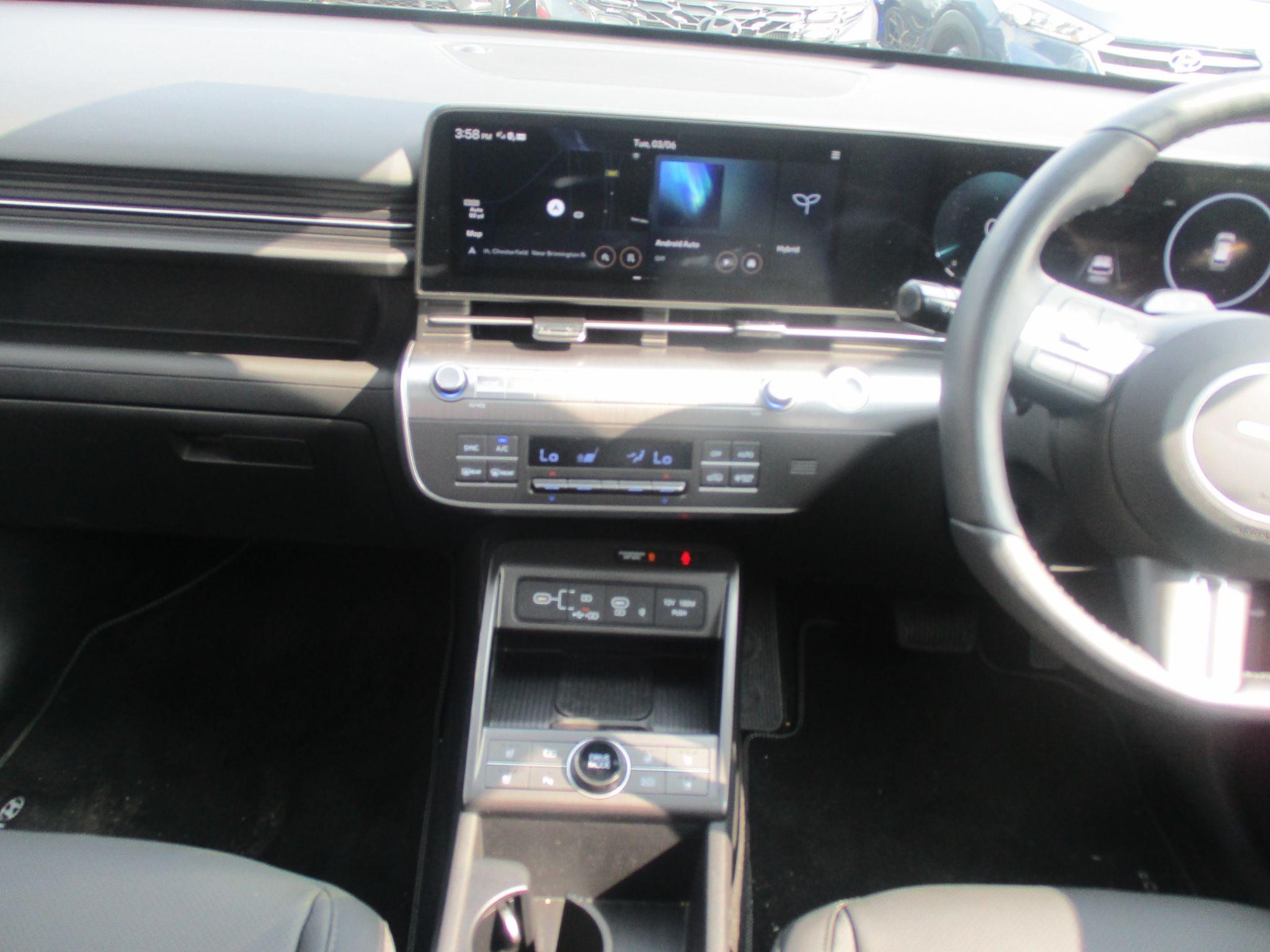 Hyundai KONA Image 14