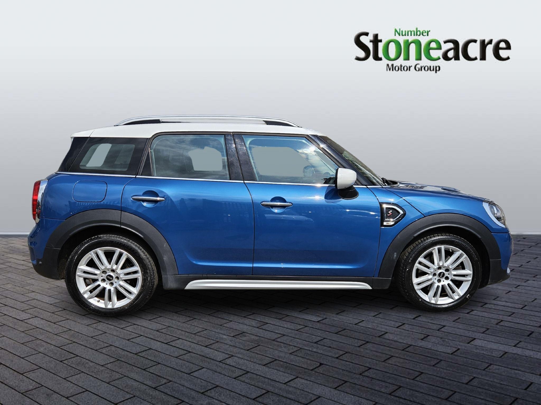 MINI Countryman Image 2