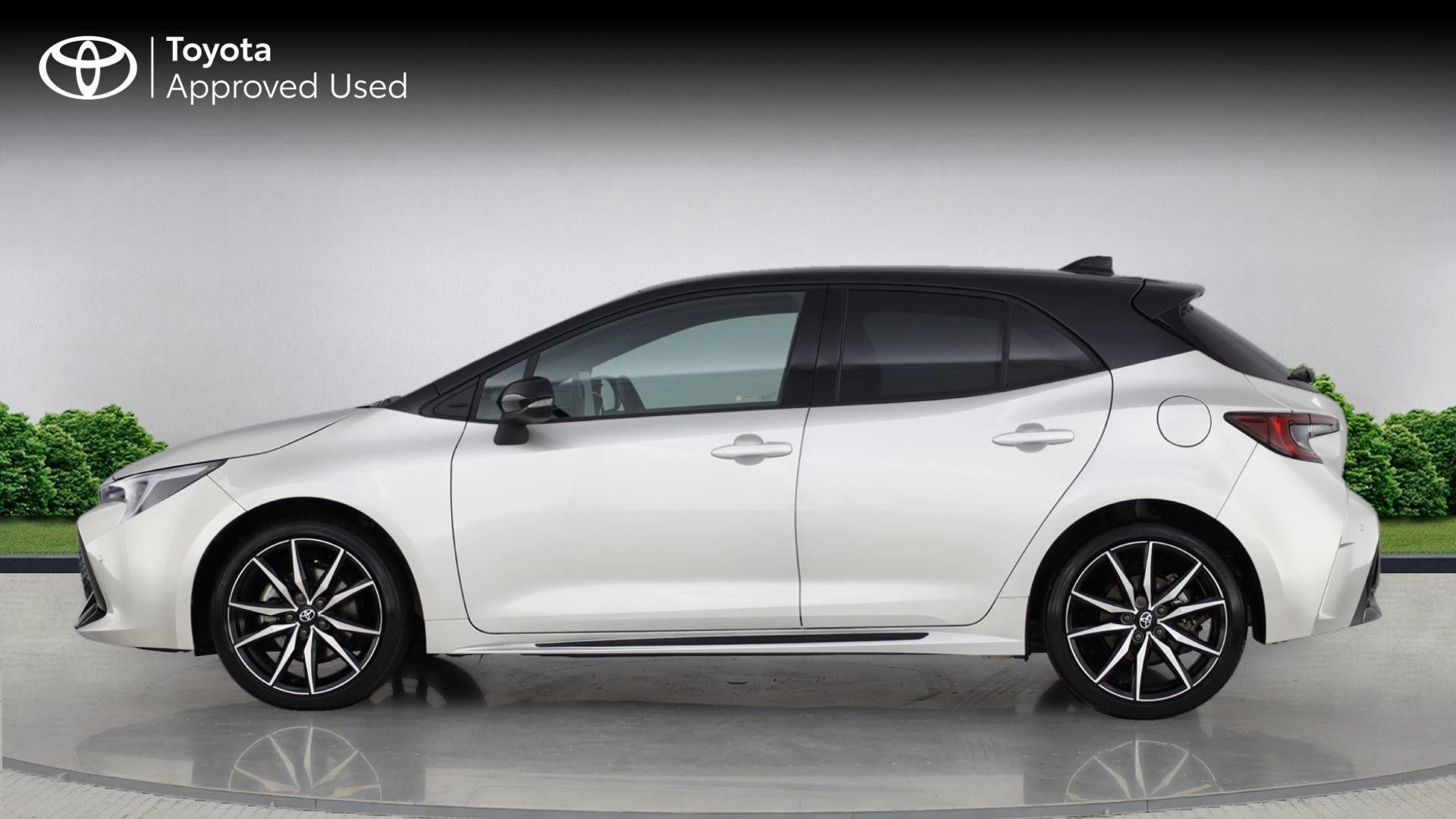 Toyota Corolla Image 8
