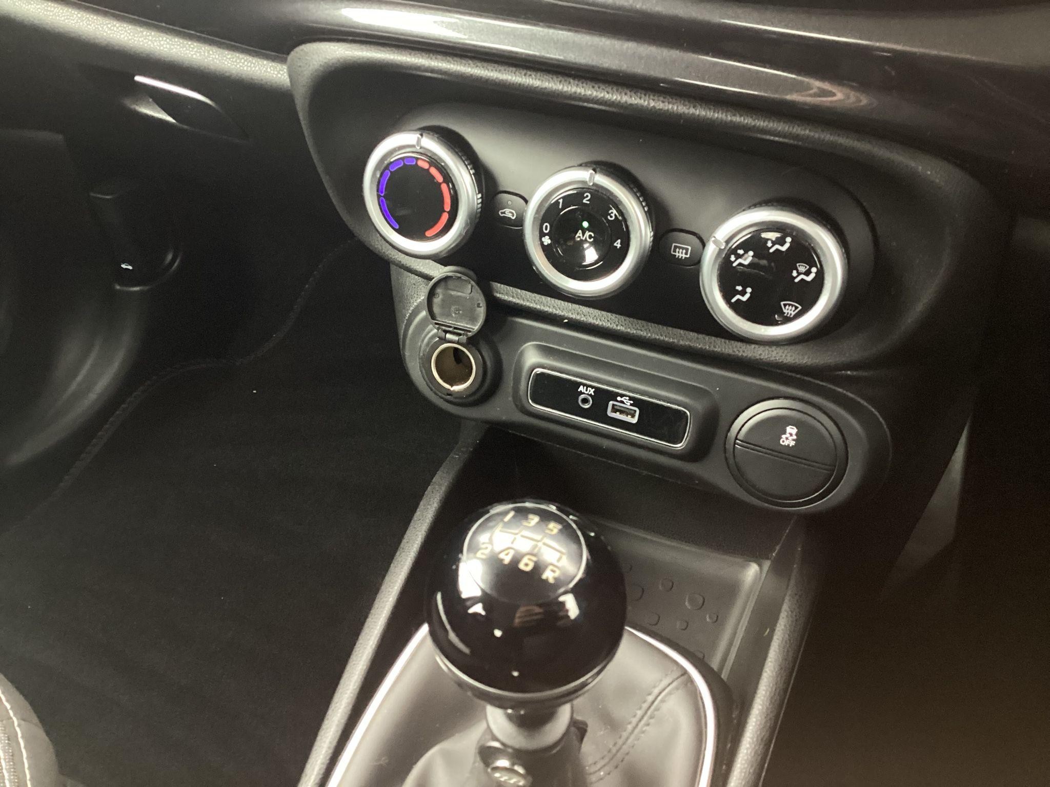 Fiat 500L Image 19