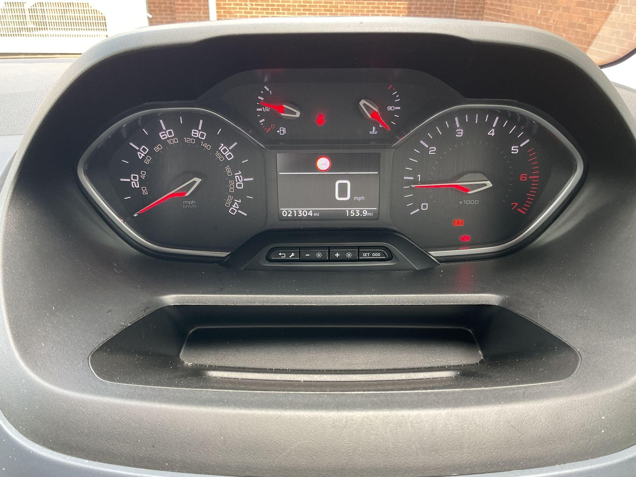 Peugeot Rifter Image 26