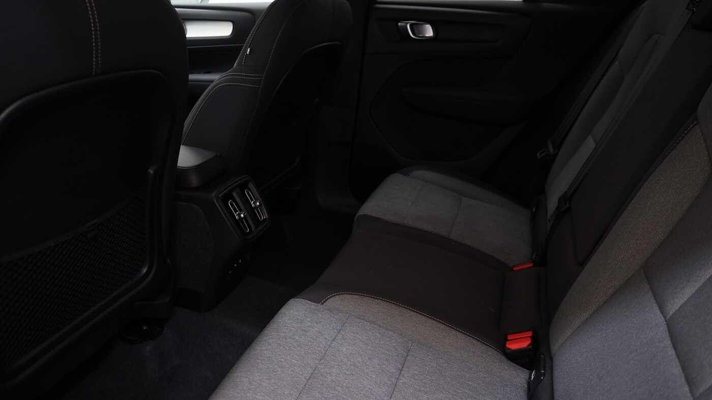 Volvo XC40 Image 13
