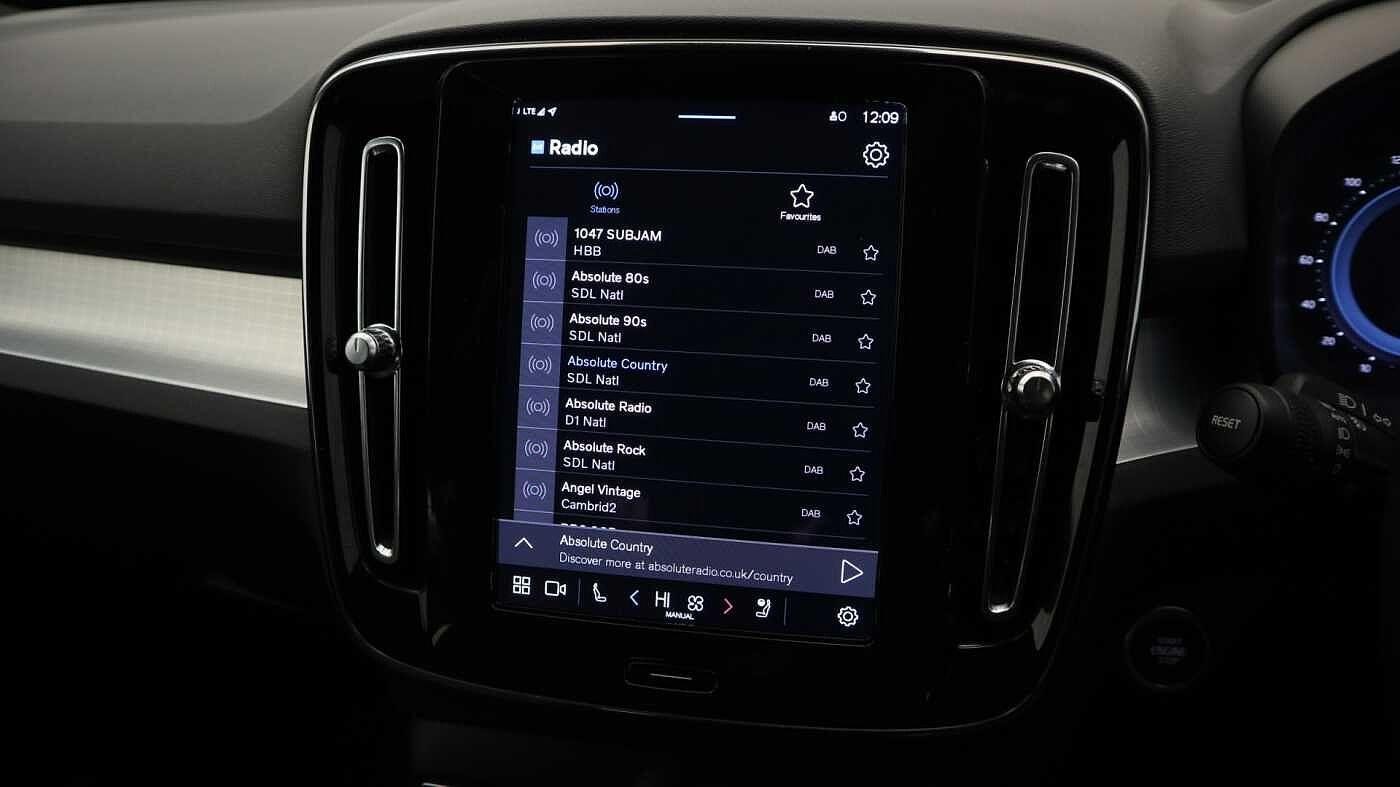 Volvo XC40 Image 24