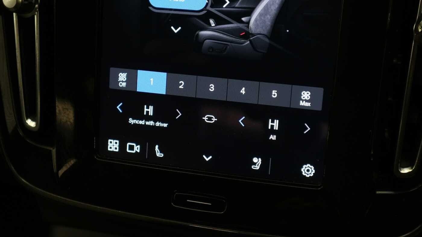 Volvo XC40 Image 28