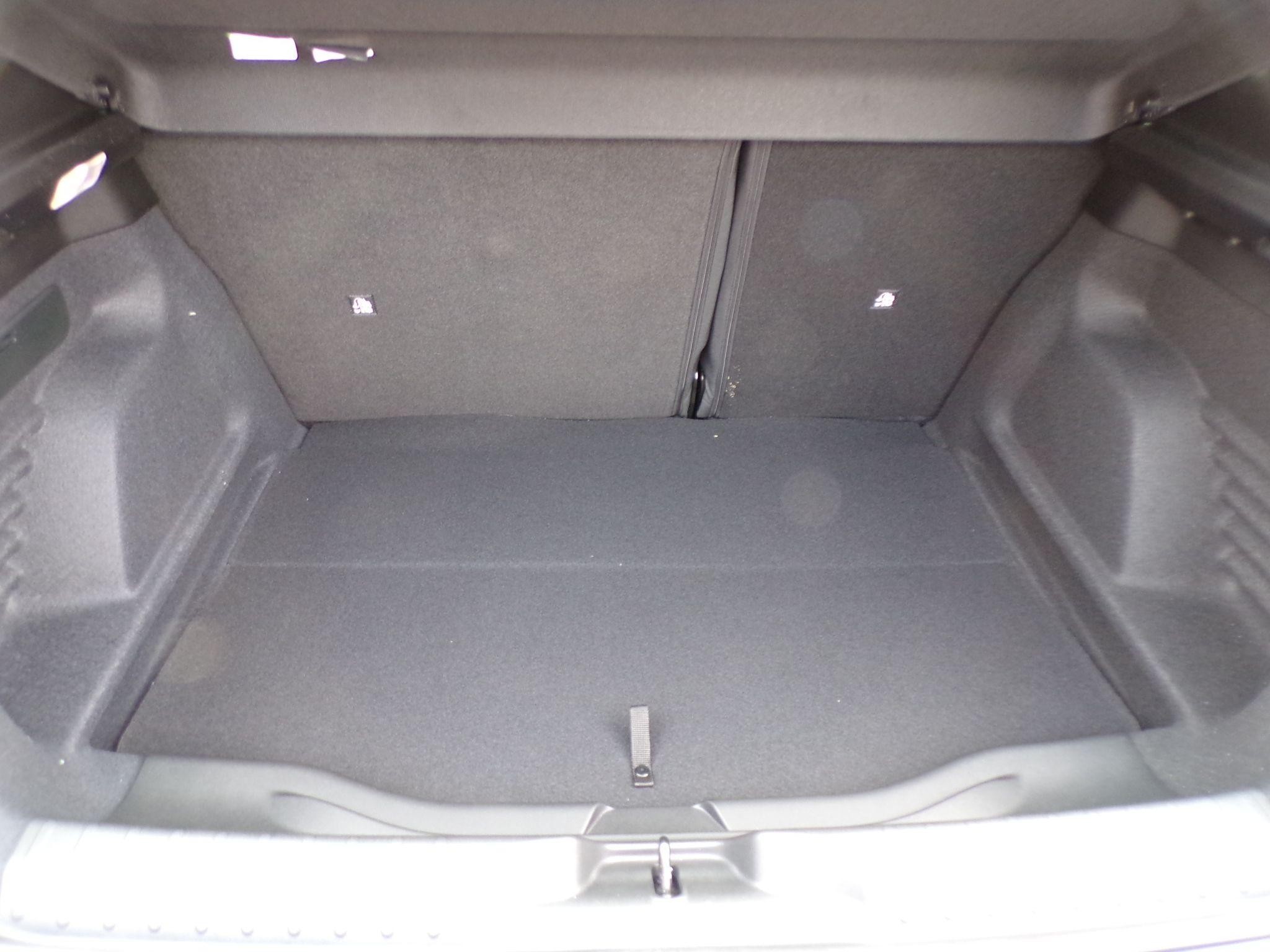 Fiat 600 Image 12