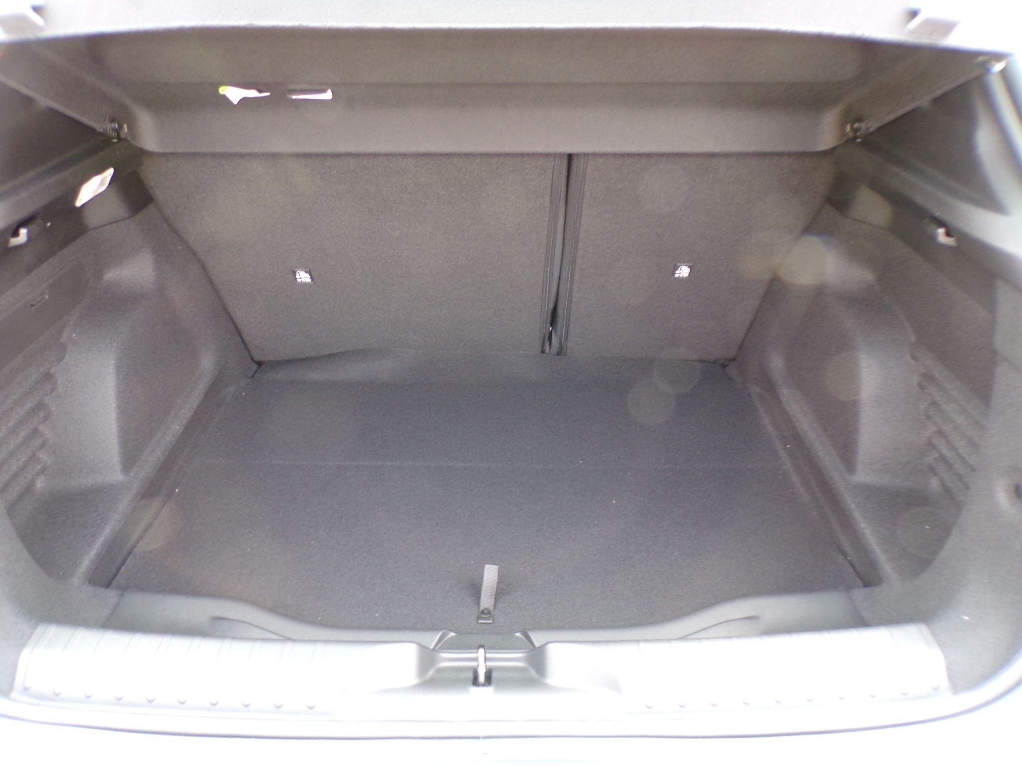 Fiat 600 Image 12