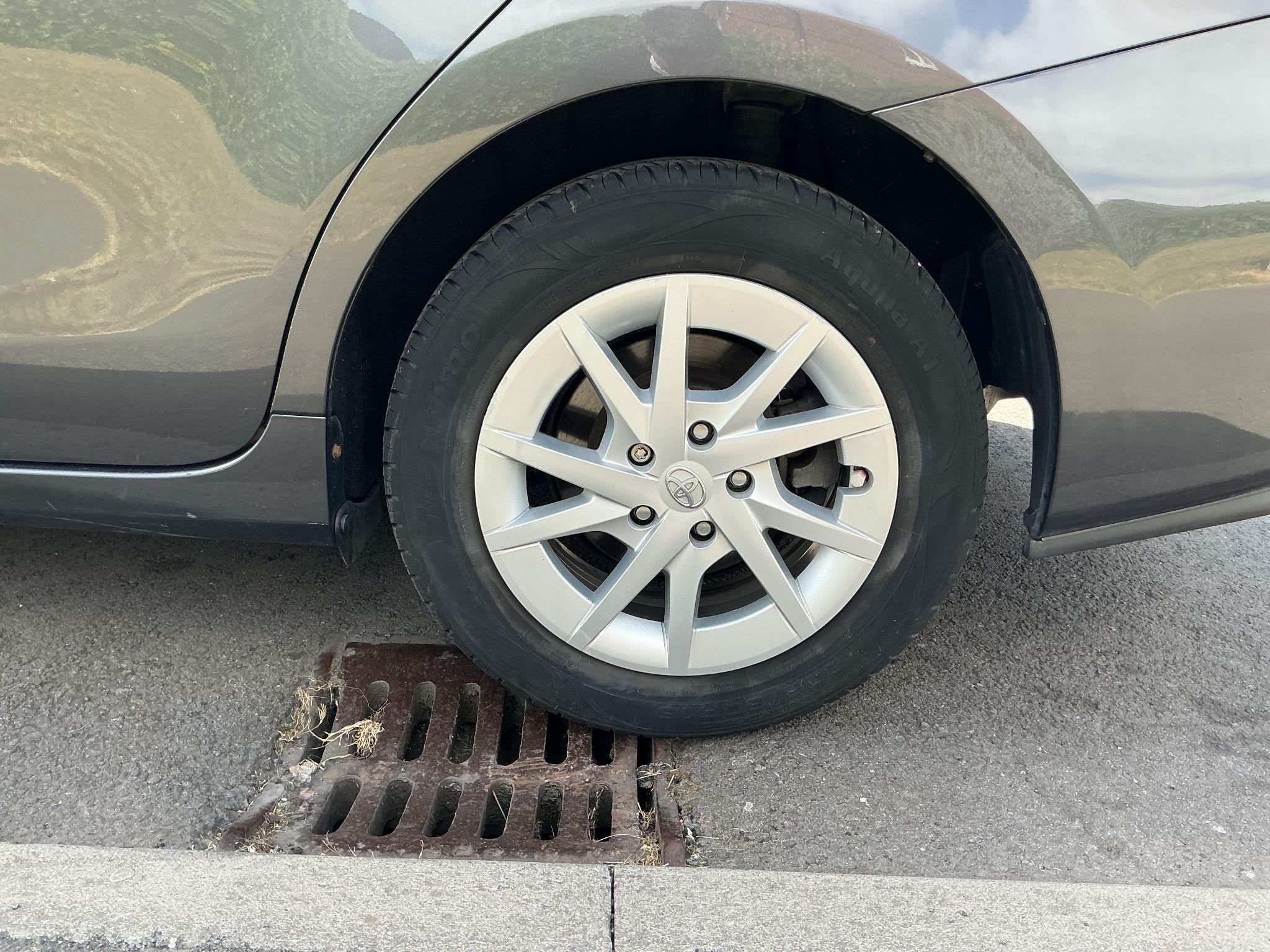 Toyota Prius+ Image 12