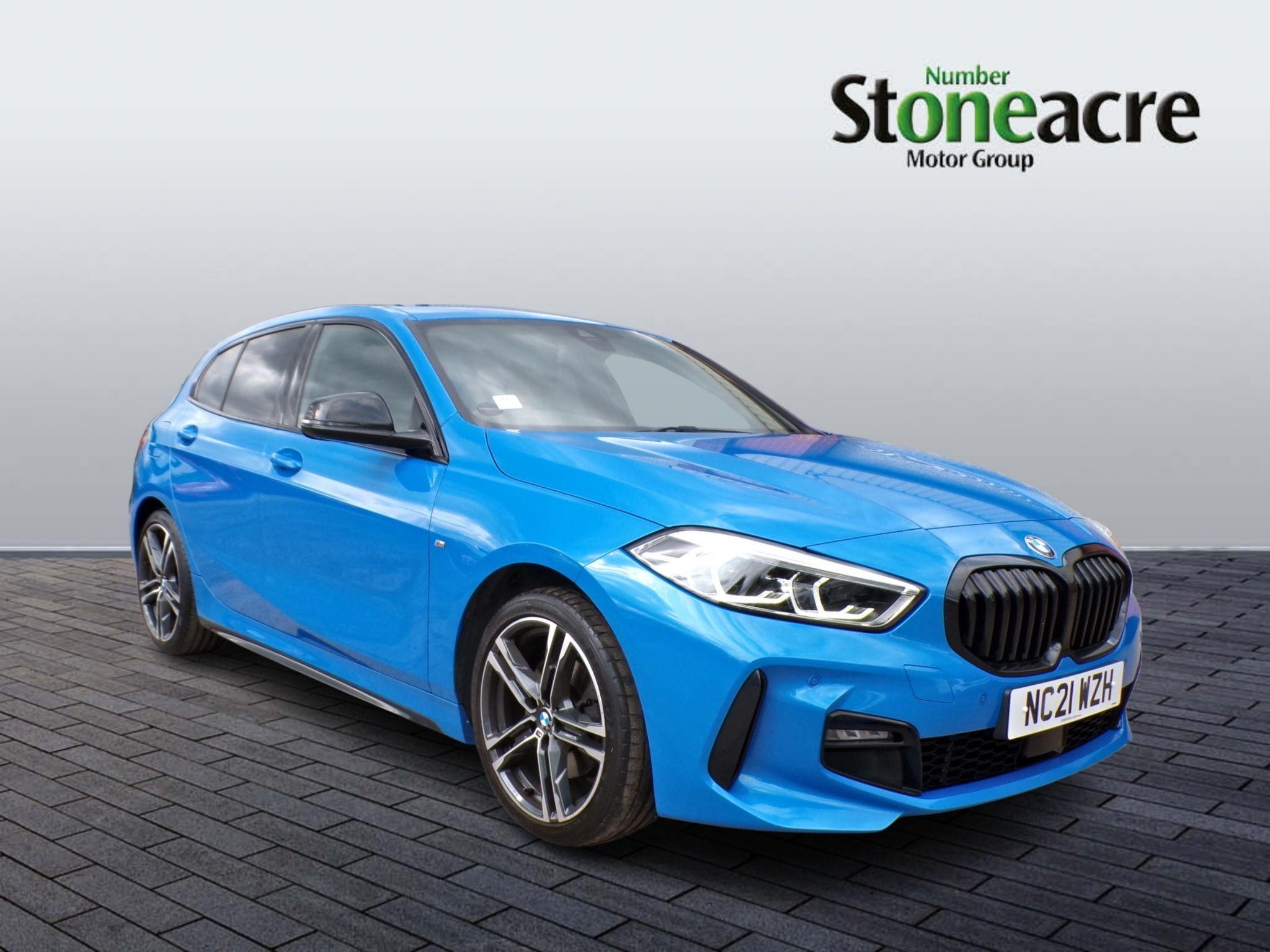 BMW 1 Series Image 1