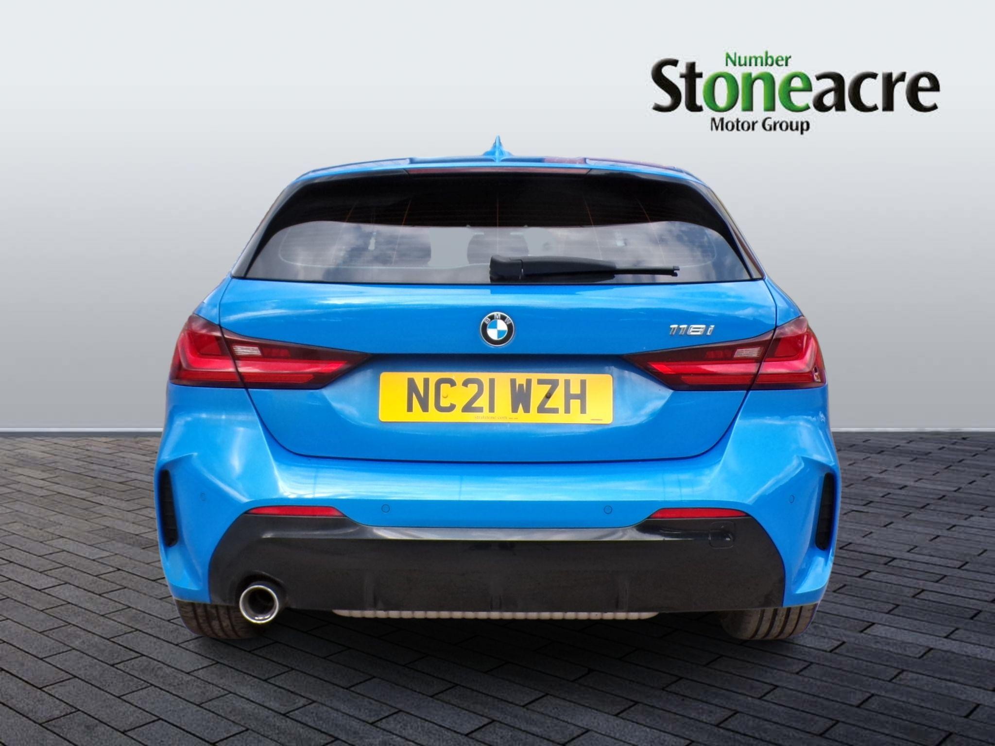 BMW 1 Series Image 3