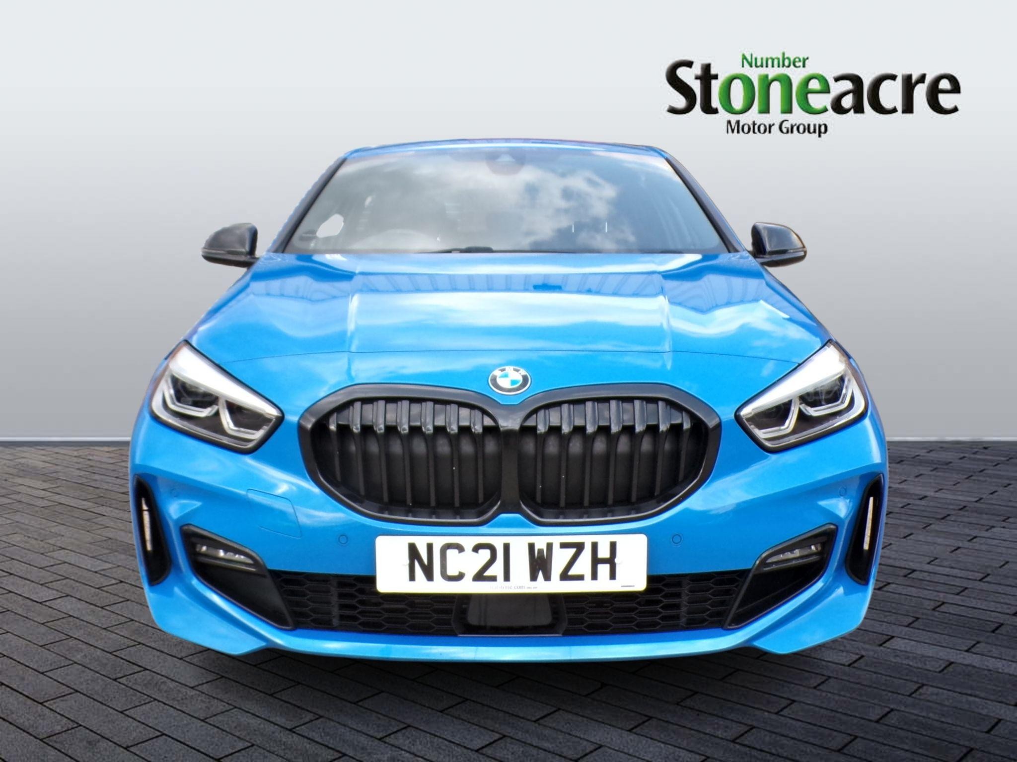 BMW 1 Series Image 6