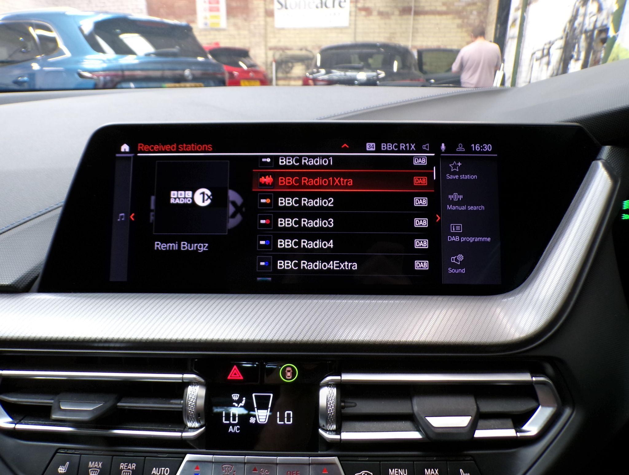 BMW 1 Series Image 16