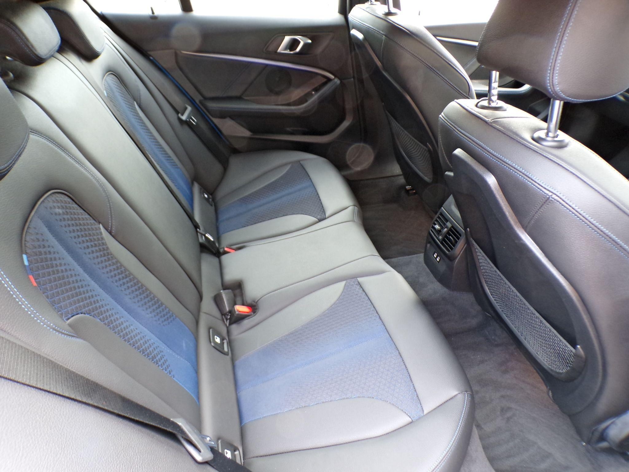 BMW 1 Series Image 20