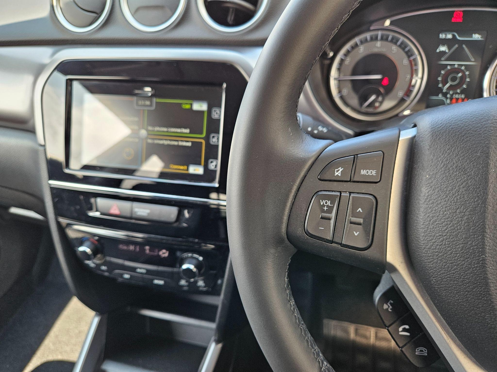 Suzuki Vitara Image 15